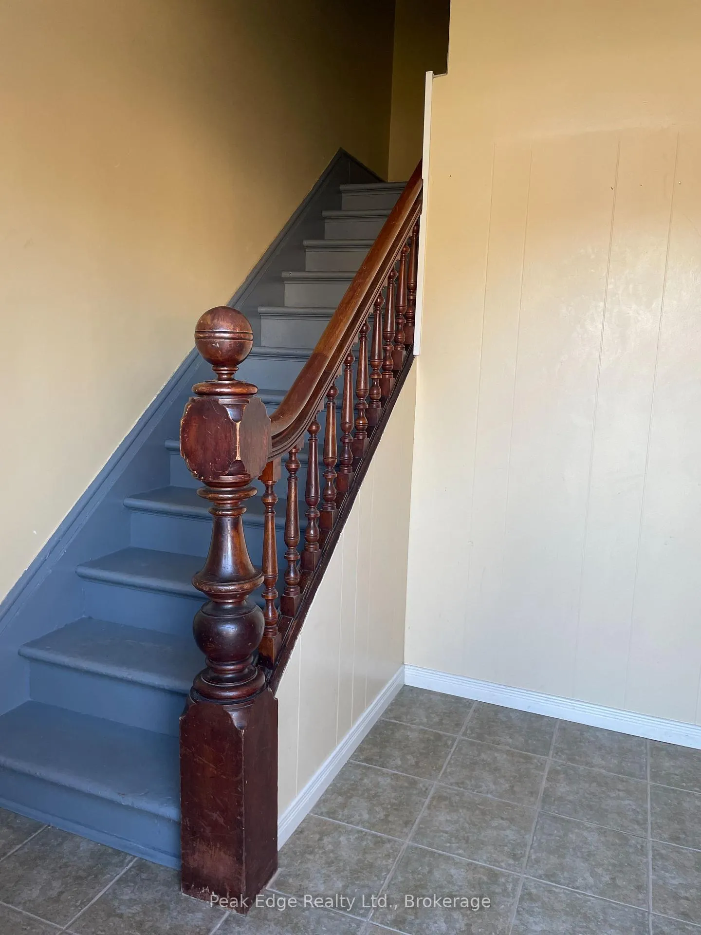 Photo 7 of 7 Durham Street E, Brockton — HOMEH