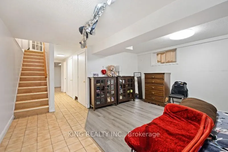 Photo 14 of 229 Picton Street, Hamilton, North End — HOMEH