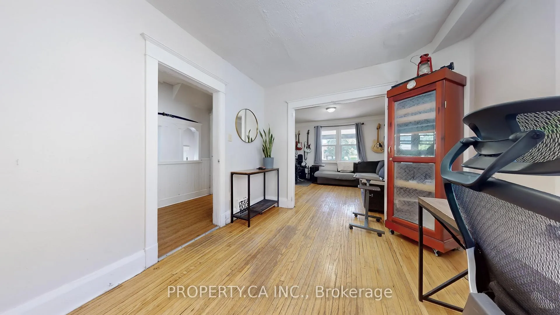 Photo 14 of 106 Park Road S, Oshawa, Vanier — HOMEH