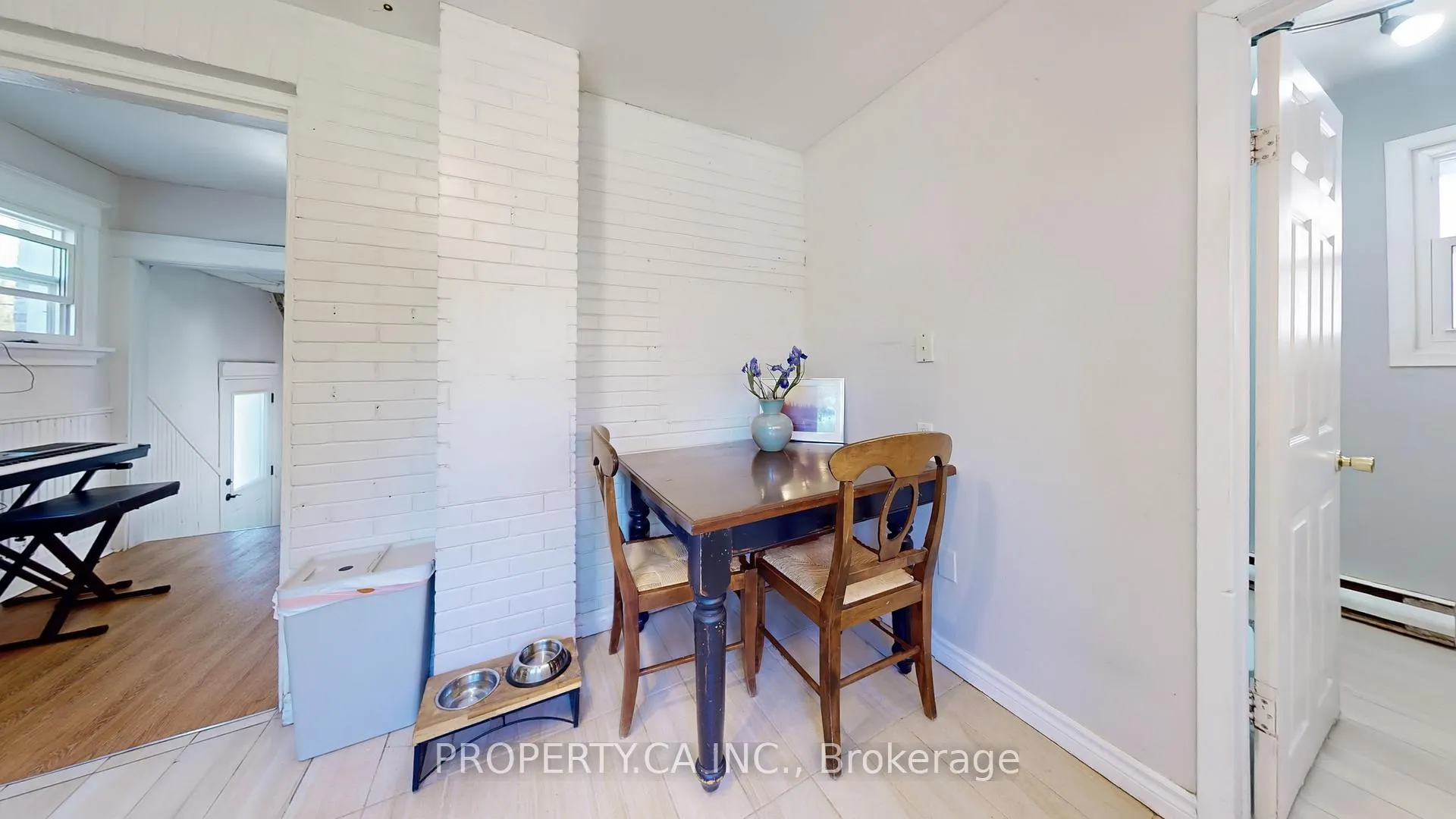 Photo 20 of 106 Park Road S, Oshawa, Vanier — HOMEH