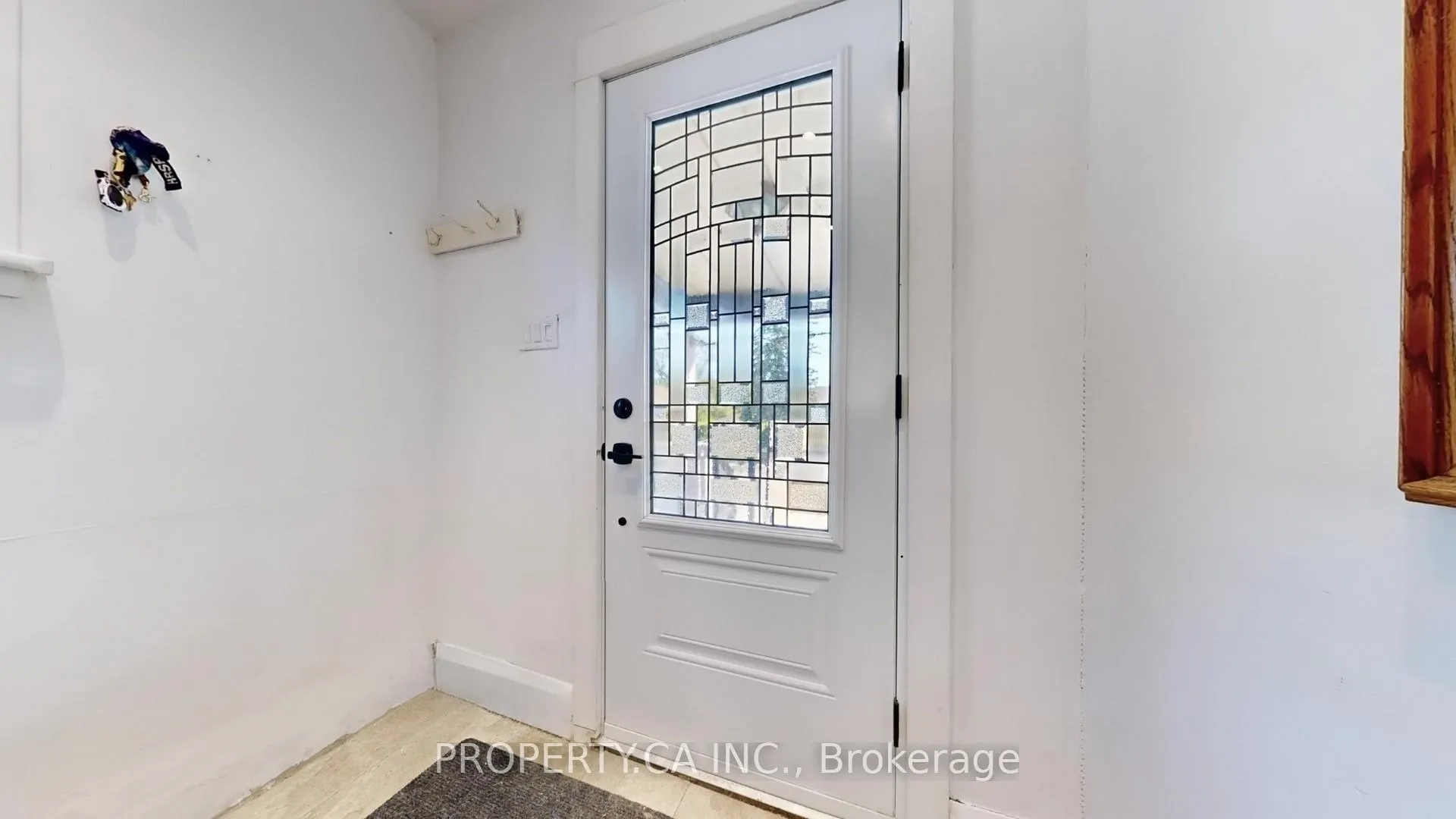 Photo 28 of 106 Park Road S, Oshawa, Vanier — HOMEH