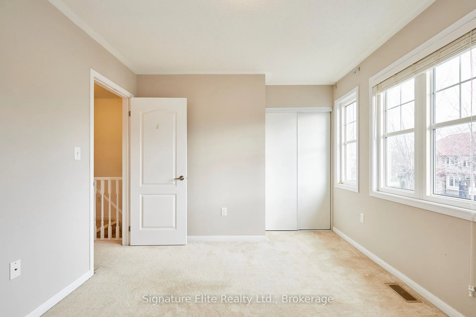 Photo 23 of 58 John W Taylor Avenue, New Tecumseth, Alliston — HOMEH