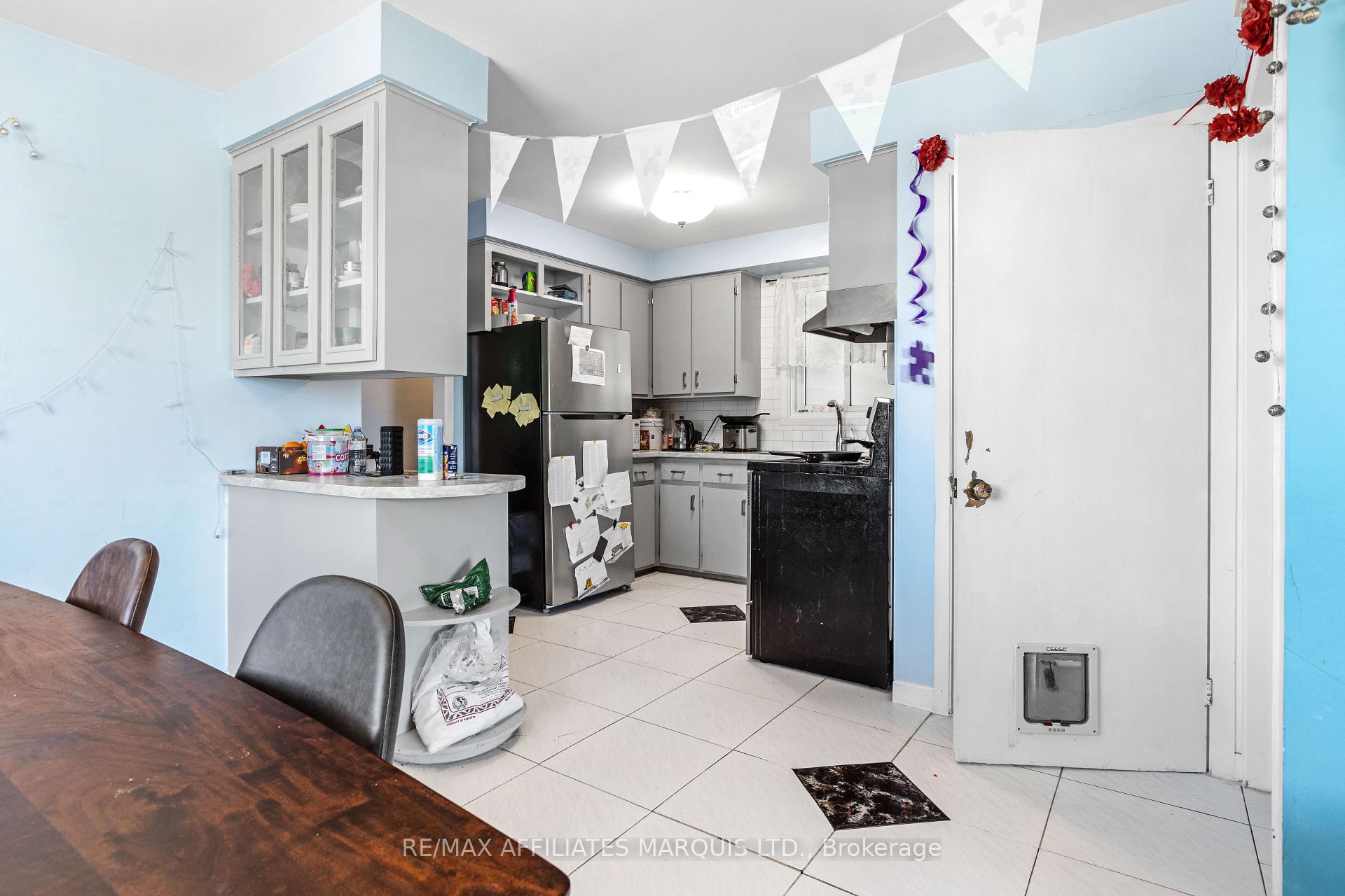 Photo 9 of 1409 Second Street E, Cornwall — HOMEH