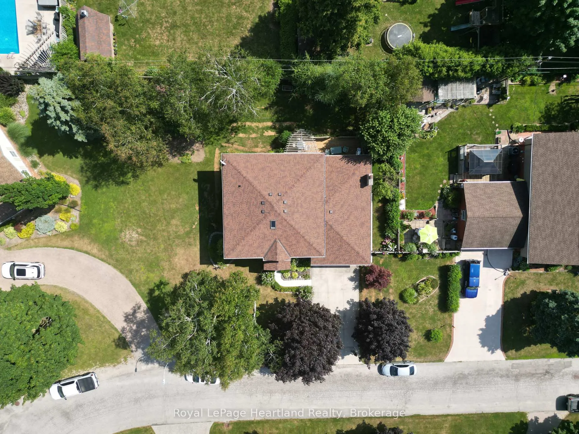 Photo 4 of 15 Kingscourt Crescent, South Huron, Exeter — HOMEH