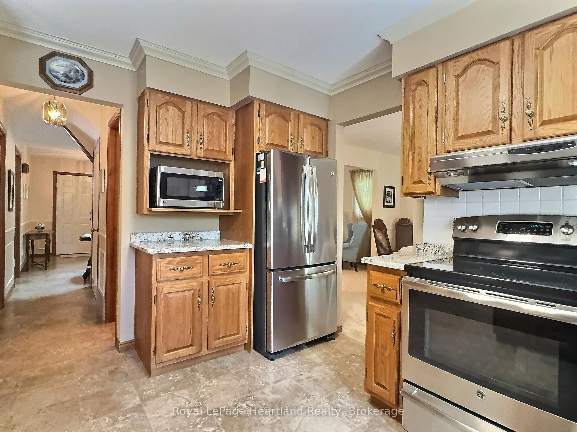 Photo 15 of 15 Kingscourt Crescent, South Huron, Exeter — HOMEH