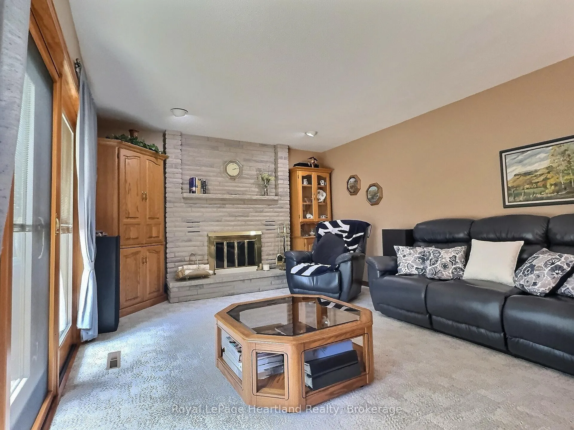 Photo 19 of 15 Kingscourt Crescent, South Huron, Exeter — HOMEH