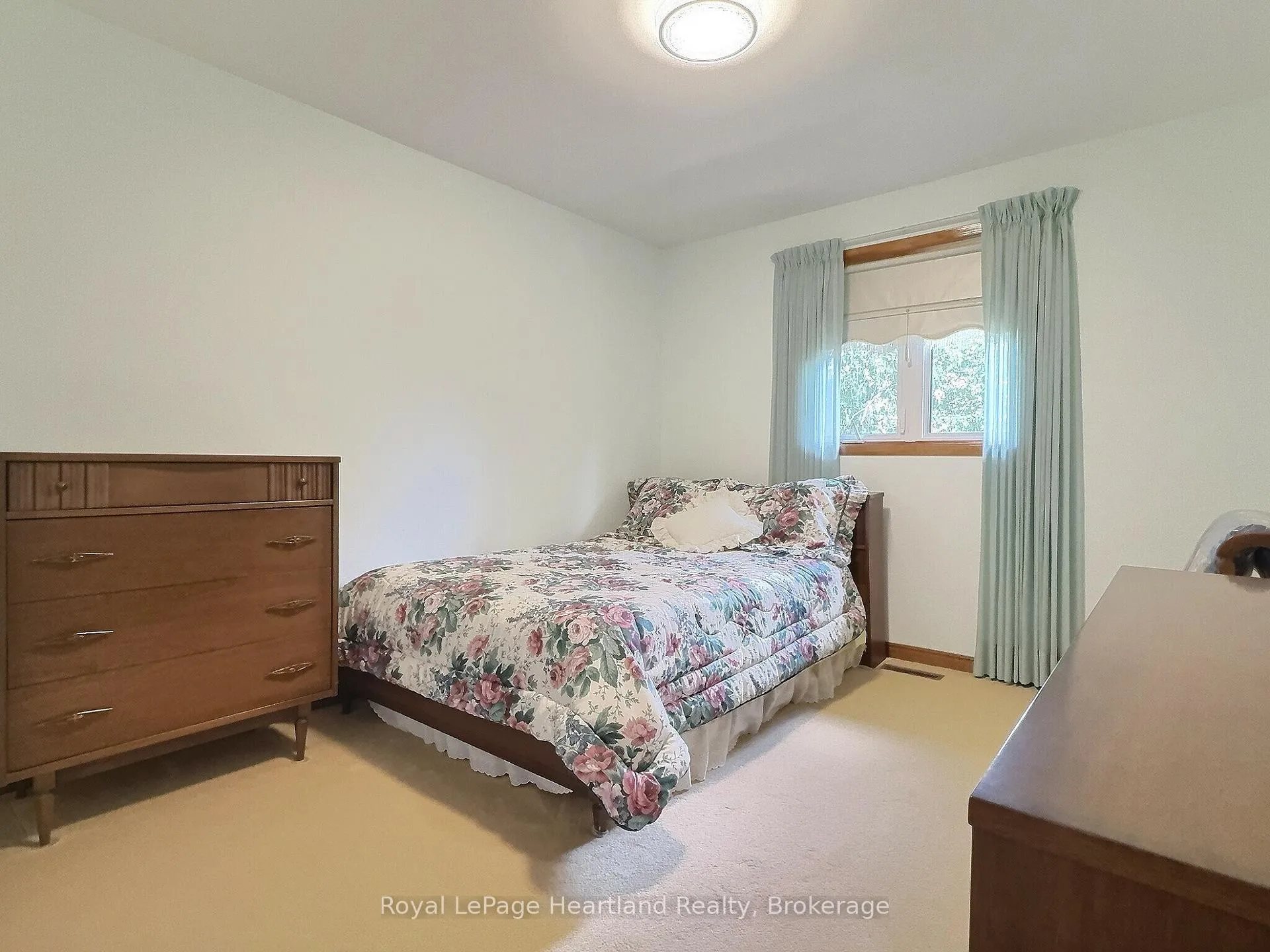 Photo 34 of 15 Kingscourt Crescent, South Huron, Exeter — HOMEH