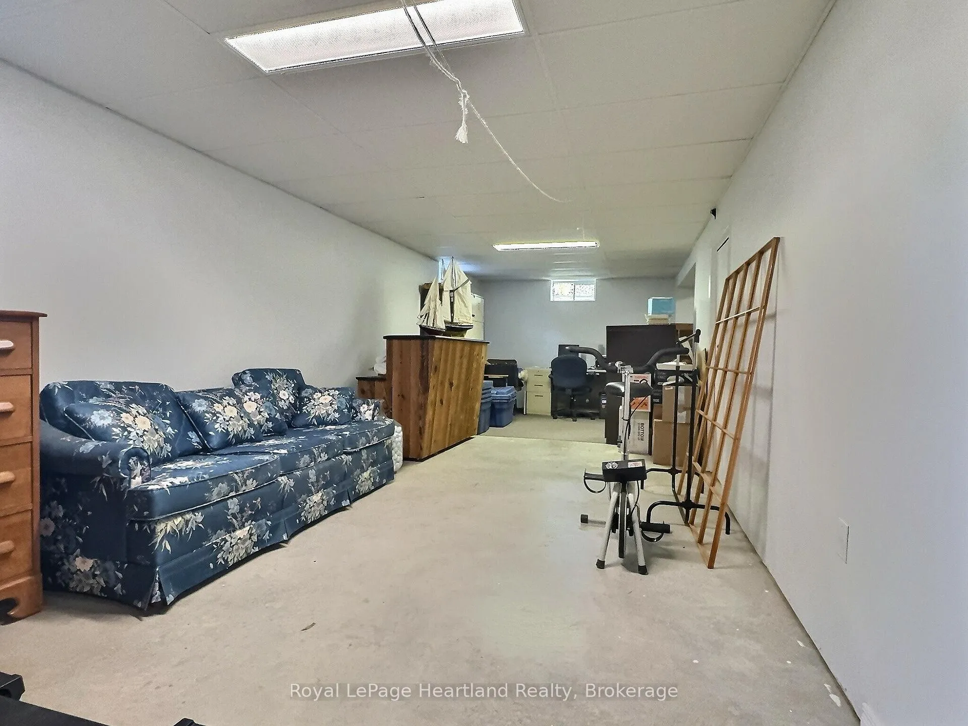 Photo 40 of 15 Kingscourt Crescent, South Huron, Exeter — HOMEH