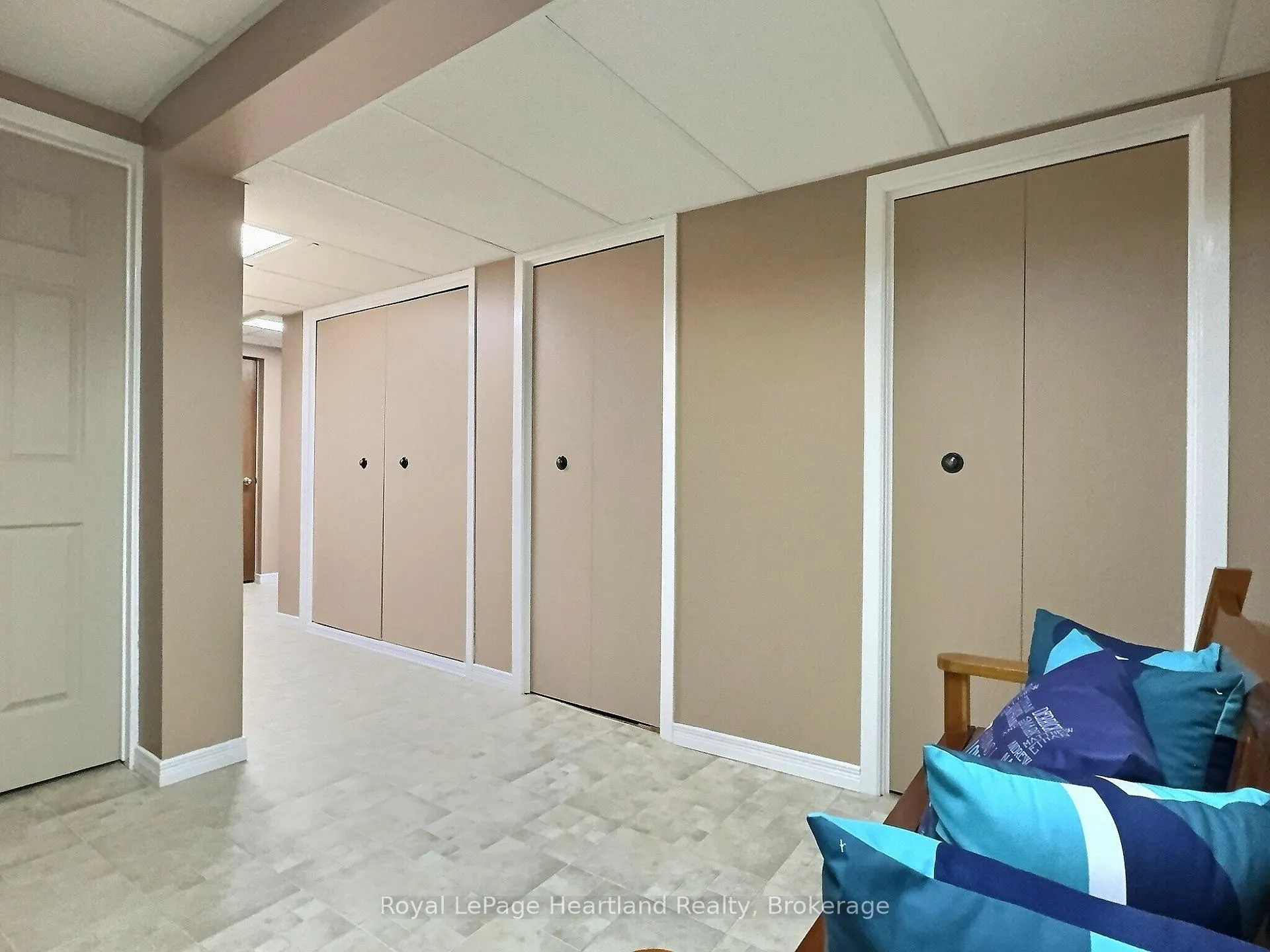 Photo 41 of 15 Kingscourt Crescent, South Huron, Exeter — HOMEH