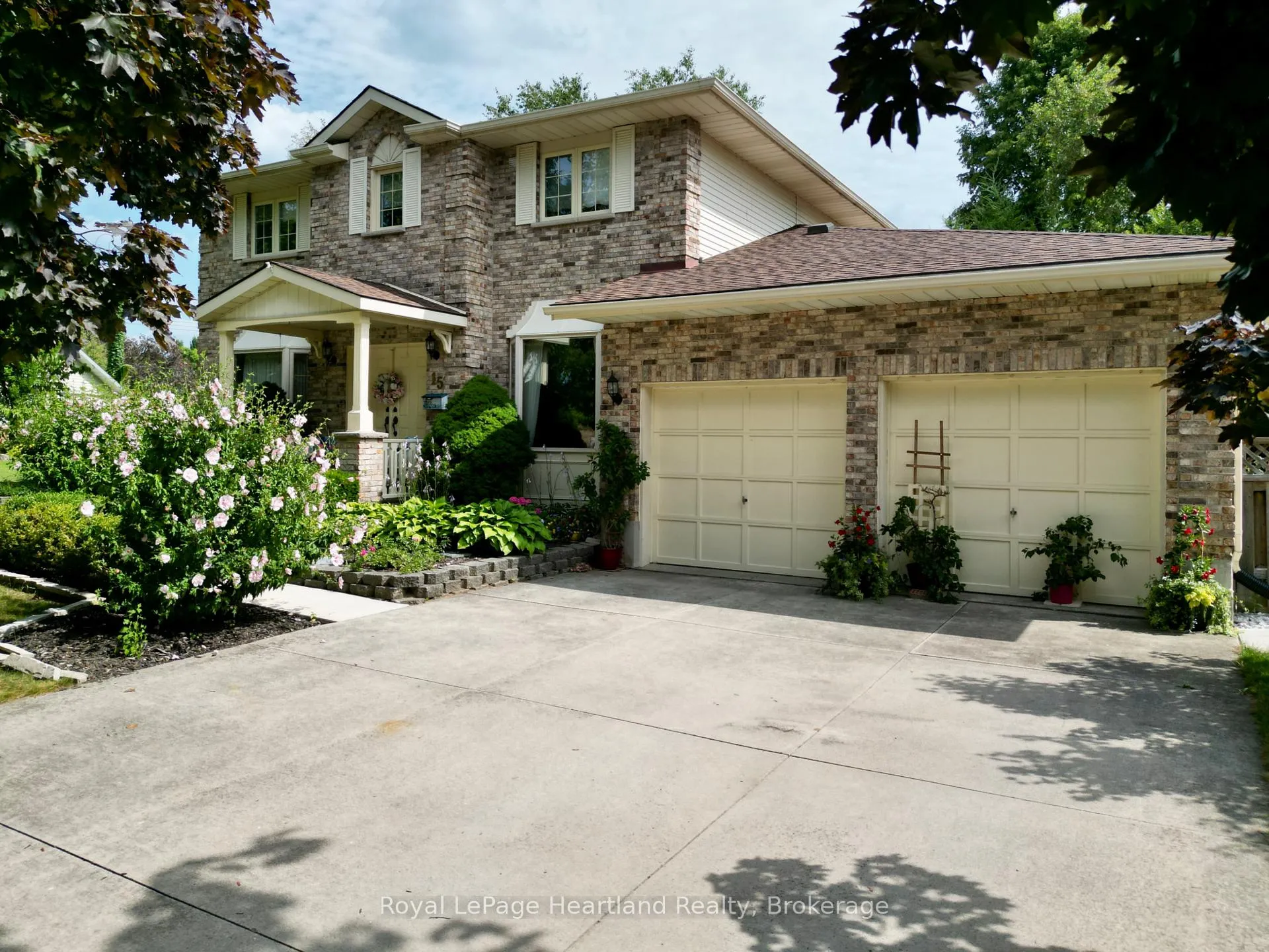 Photo 46 of 15 Kingscourt Crescent, South Huron, Exeter — HOMEH