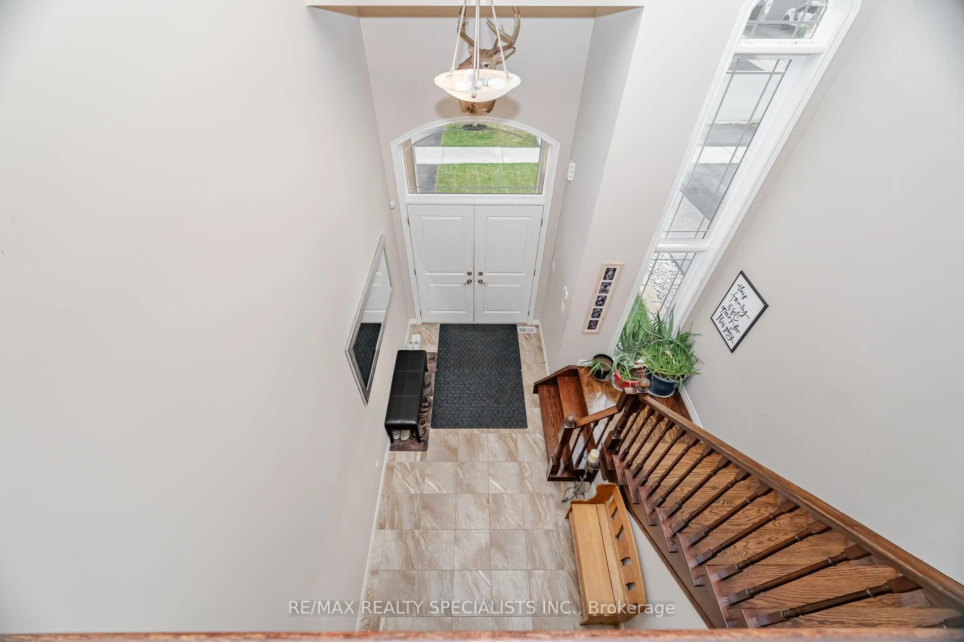 Photo 25 of 118 Lampman Drive, Grimsby, Grimsby West — HOMEH