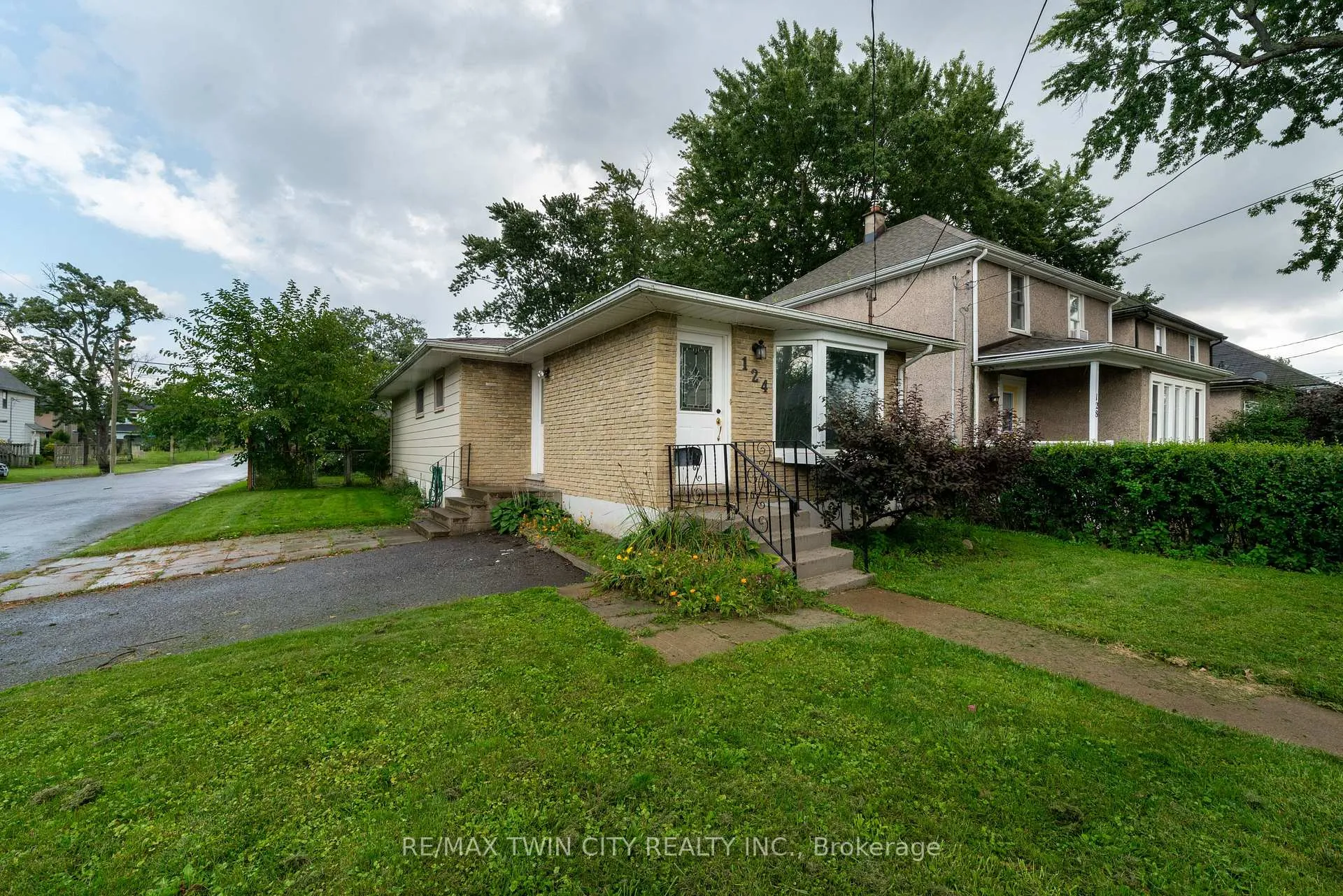 Front of 124 Oakland Avenue