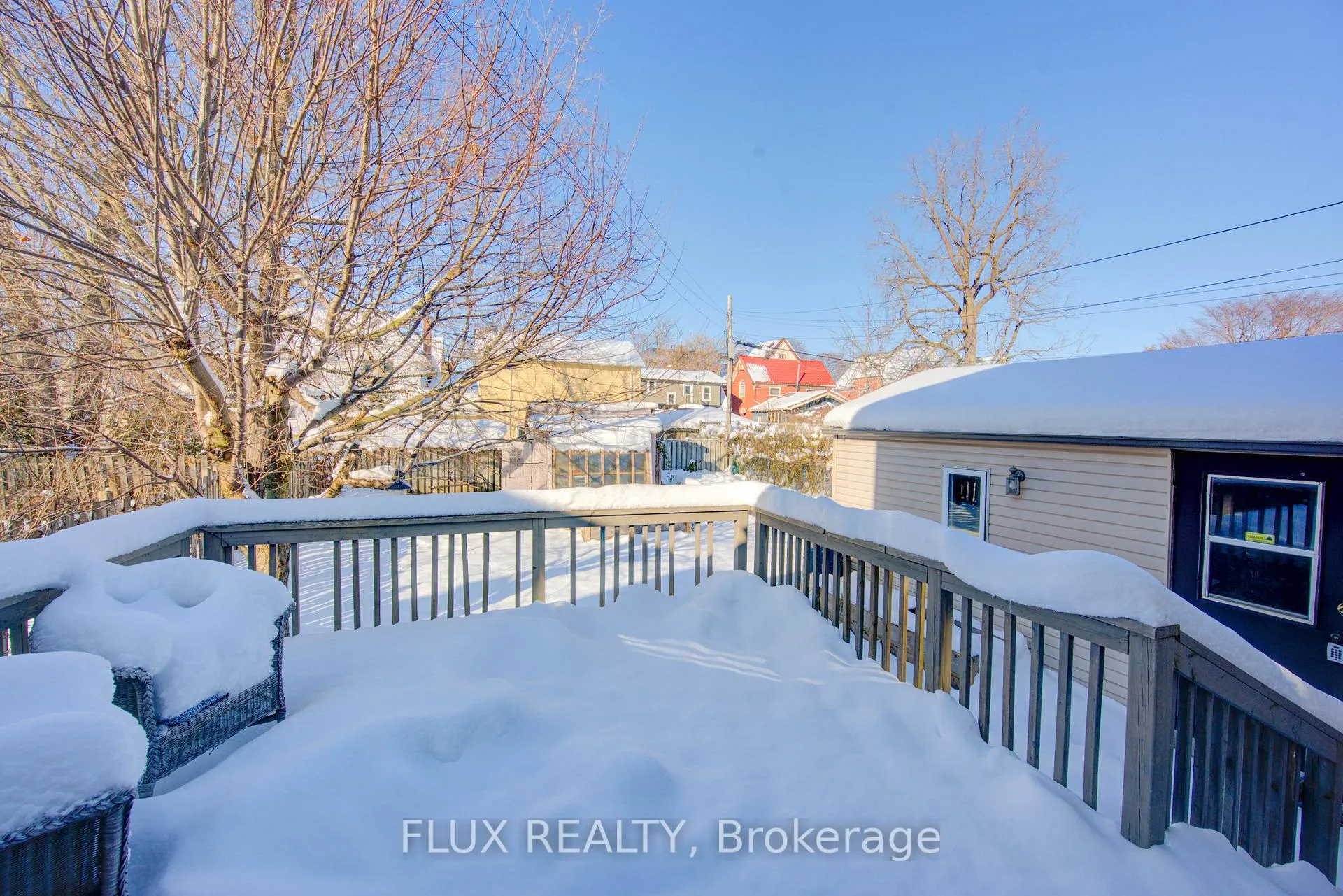 Photo 31 of 88 Wellington Street N, Kitchener, Mount Hope Huron Park — HOMEH