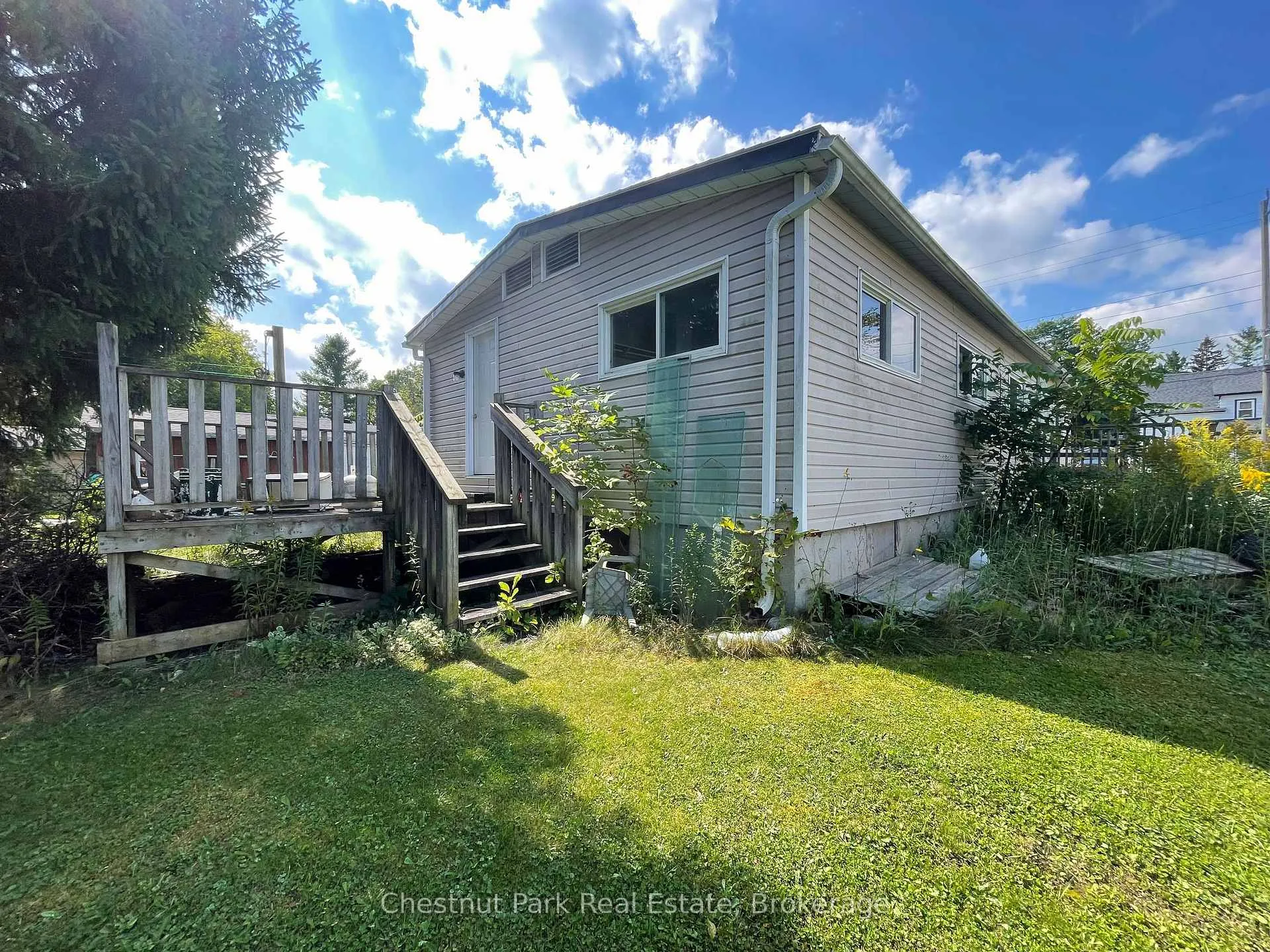 Photo 31 of 383 Thompson Street, Meaford — HOMEH