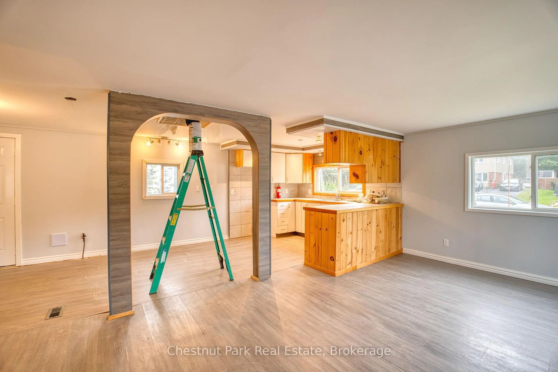 Photo 6 of 383 Thompson Street, Meaford — HOMEH