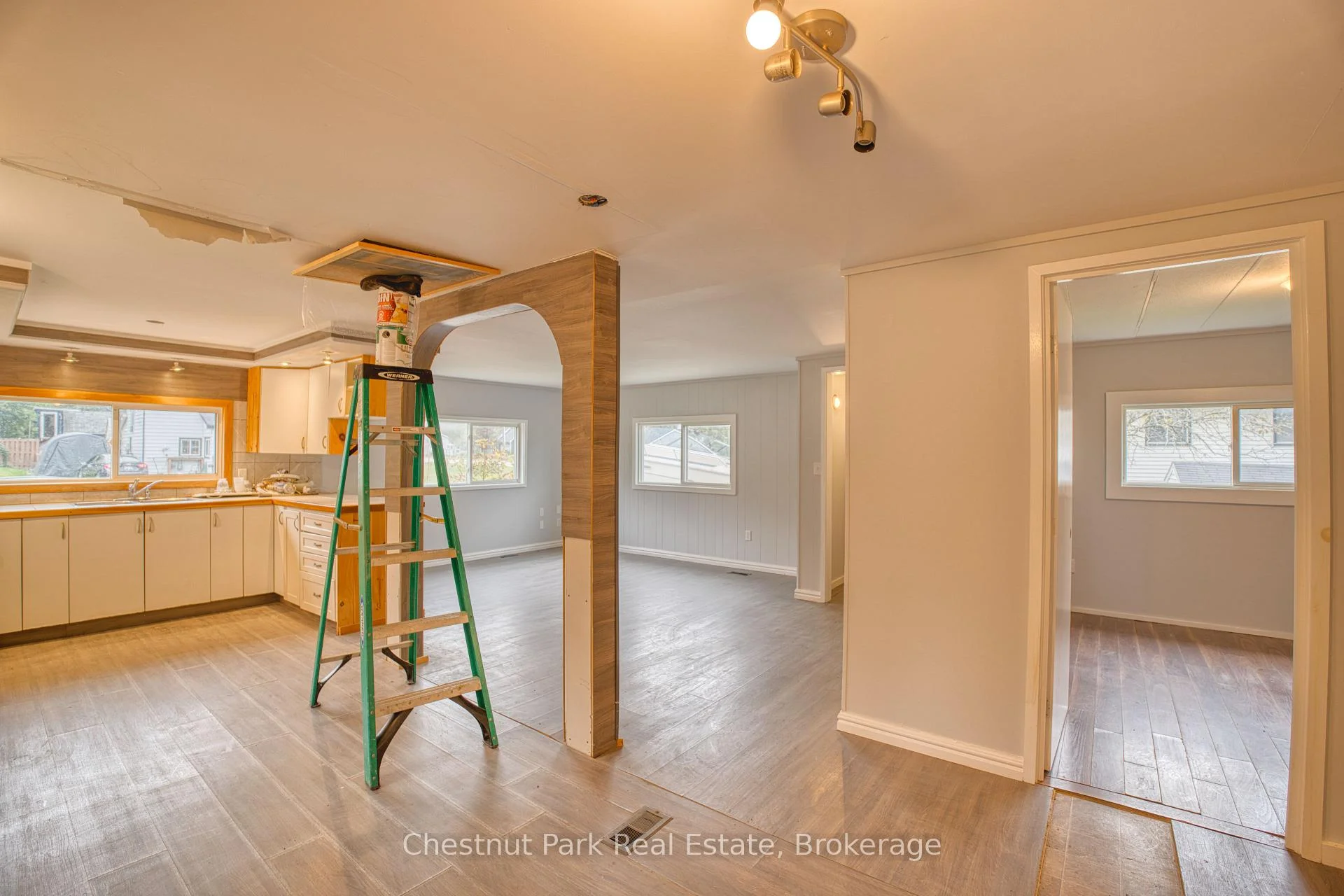 Photo 8 of 383 Thompson Street, Meaford — HOMEH