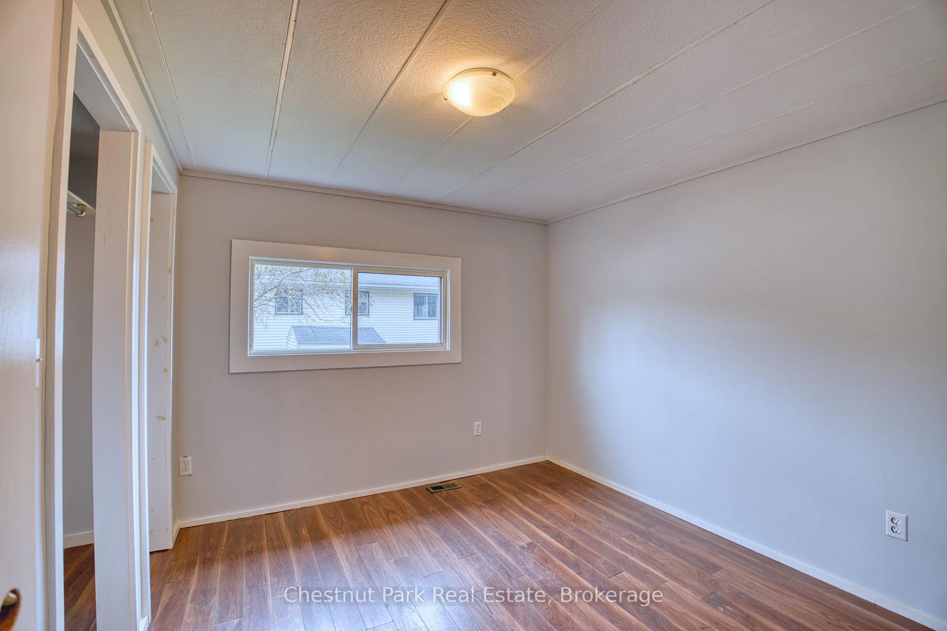 Photo 14 of 383 Thompson Street, Meaford — HOMEH