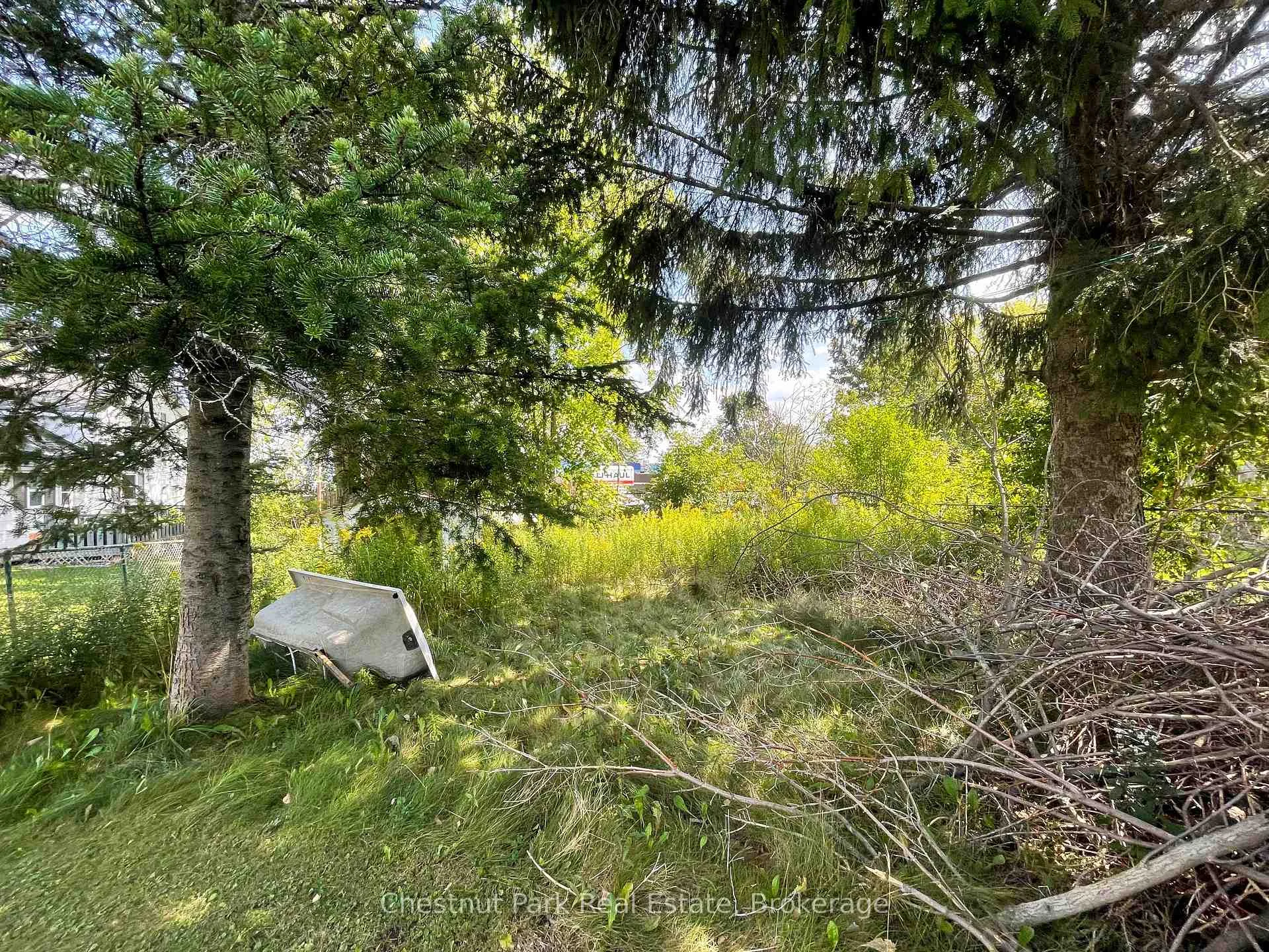 Photo 32 of 383 Thompson Street, Meaford — HOMEH