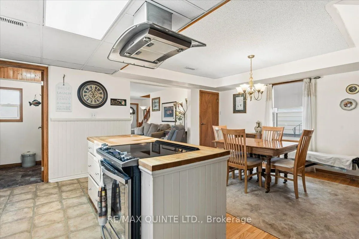 Photo 14 of 15 Gordon Street, Belleville, Belleville Ward — HOMEH