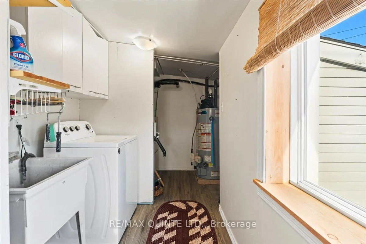 Photo 32 of 15 Gordon Street, Belleville, Belleville Ward — HOMEH