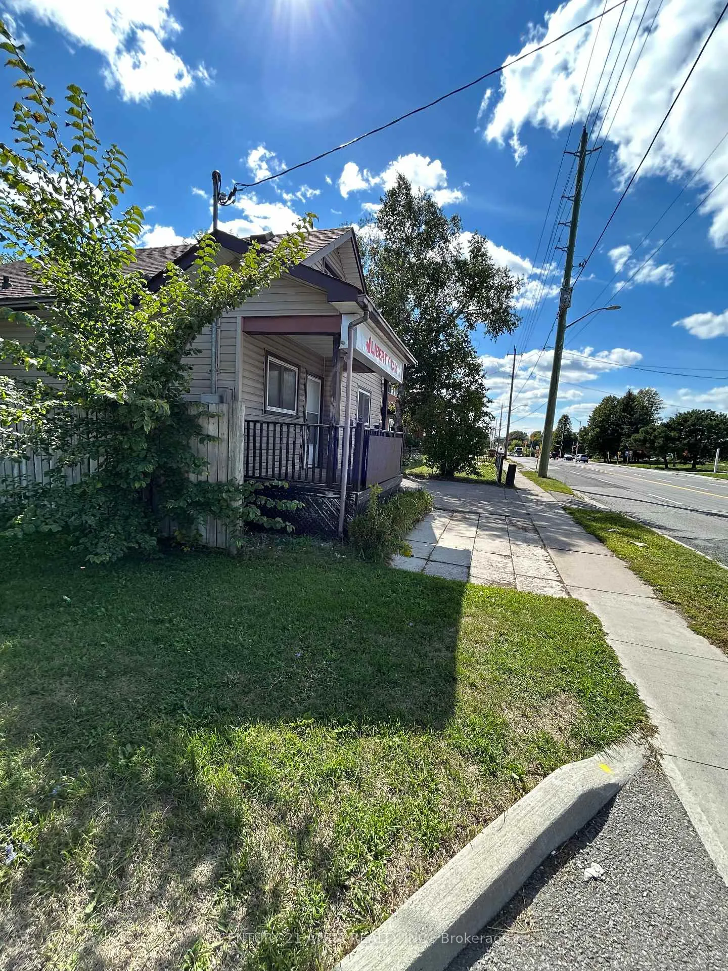 Photo 6 of 41 Bloor Street E, Oshawa, Lakeview — HOMEH