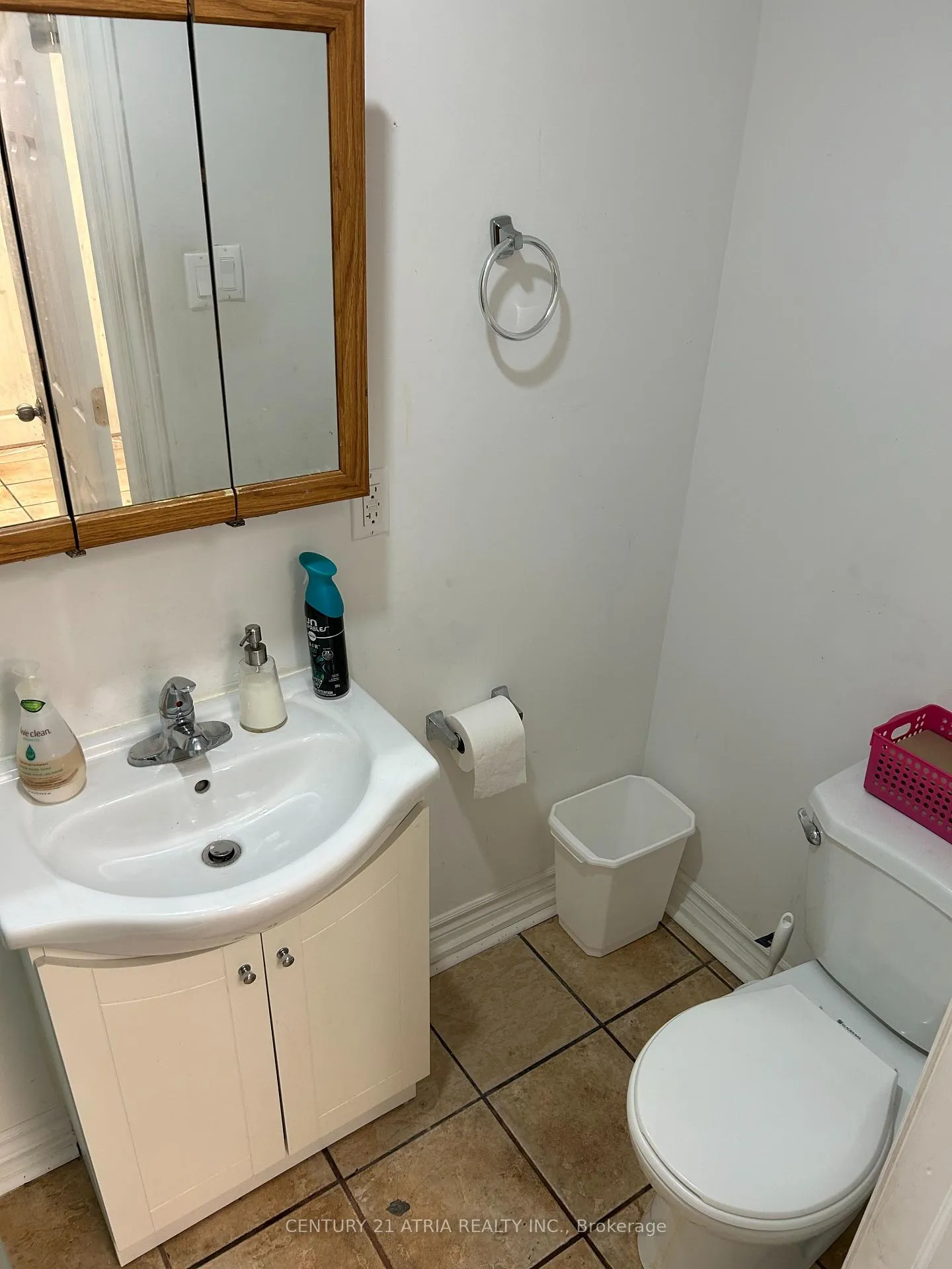 Photo 21 of 41 Bloor Street E, Oshawa, Lakeview — HOMEH