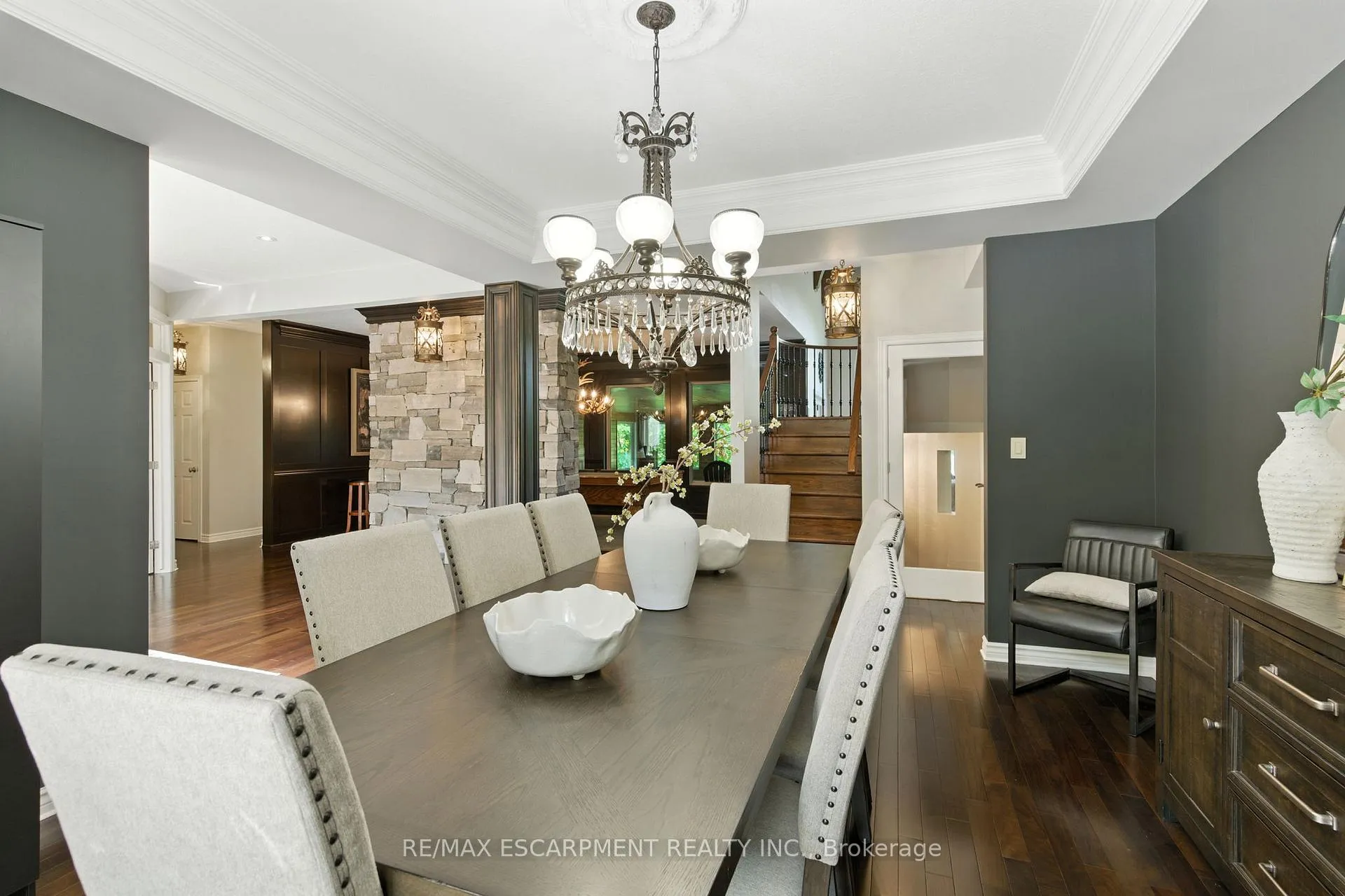Photo 15 of 26 Parkshore Place, Hamilton, Rural Flamborough — HOMEH