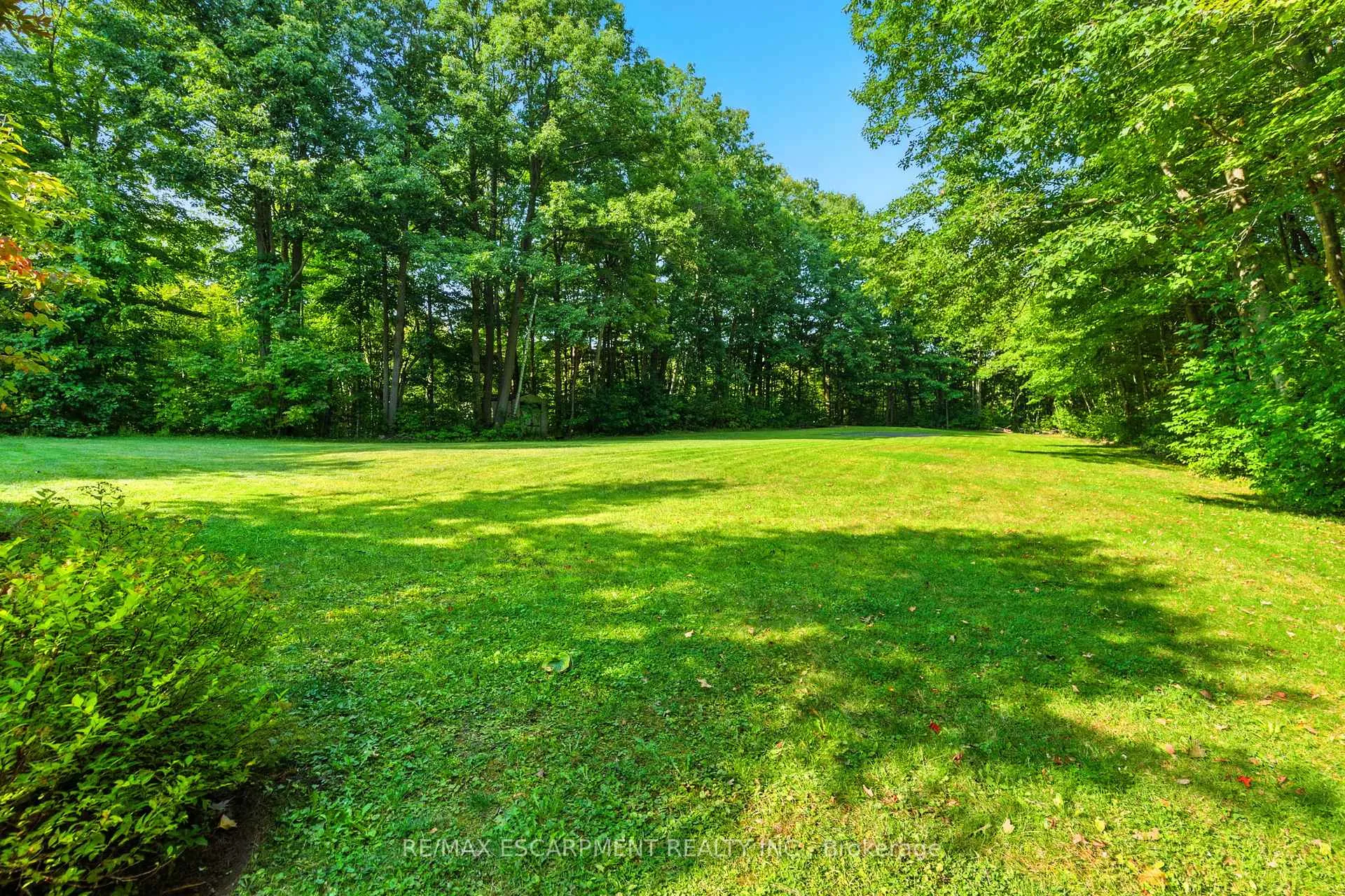 Photo 48 of 26 Parkshore Place, Hamilton, Rural Flamborough — HOMEH