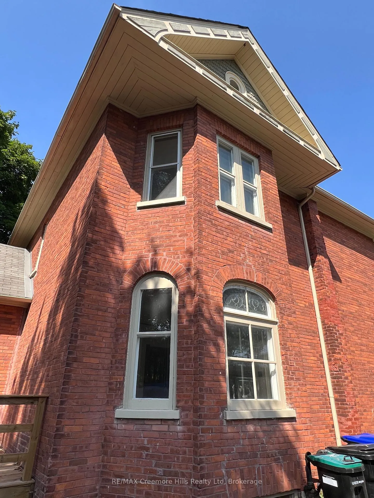 Photo 8 of 3 Wellington Street E, Clearview, Creemore — HOMEH