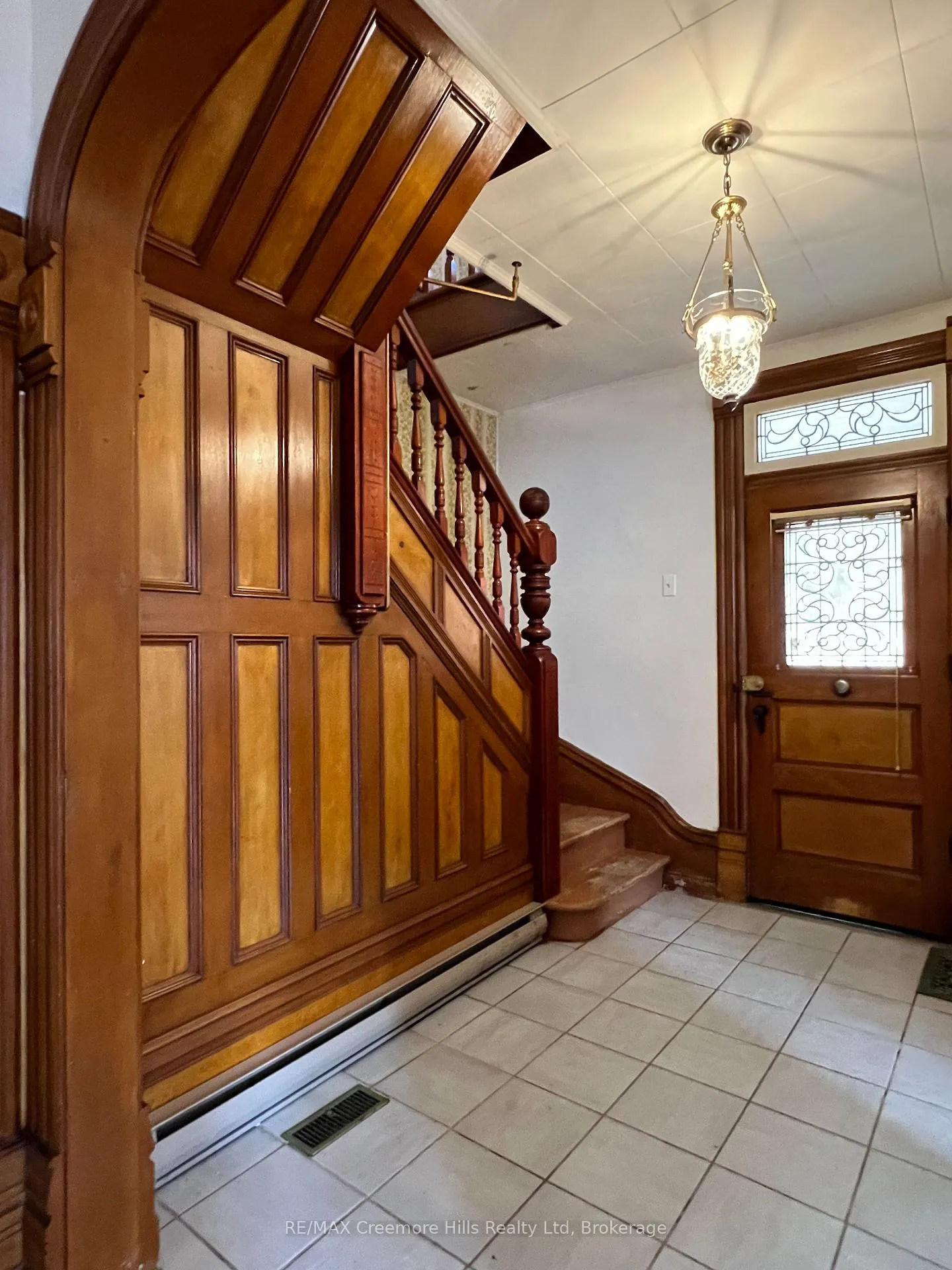 Photo 11 of 3 Wellington Street E, Clearview, Creemore — HOMEH
