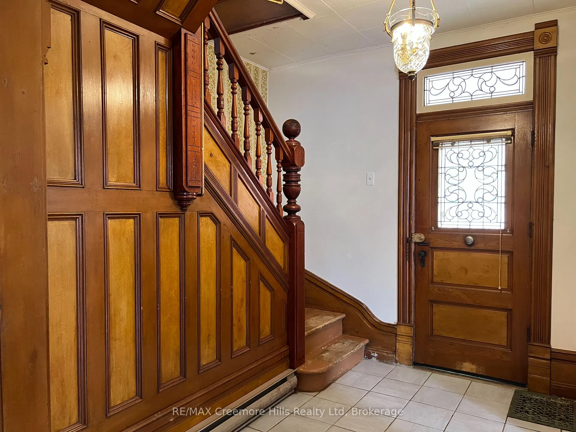 Photo 12 of 3 Wellington Street E, Clearview, Creemore — HOMEH