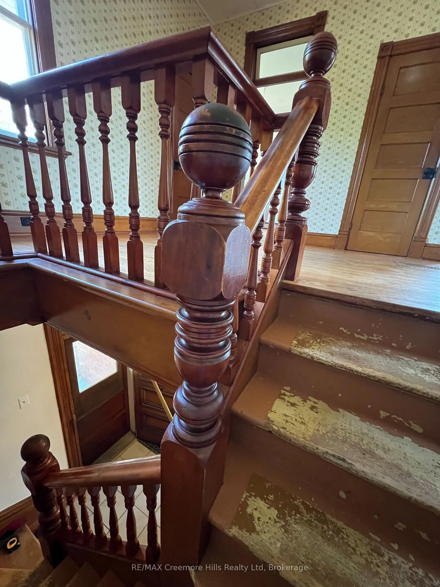 Photo 20 of 3 Wellington Street E, Clearview, Creemore — HOMEH