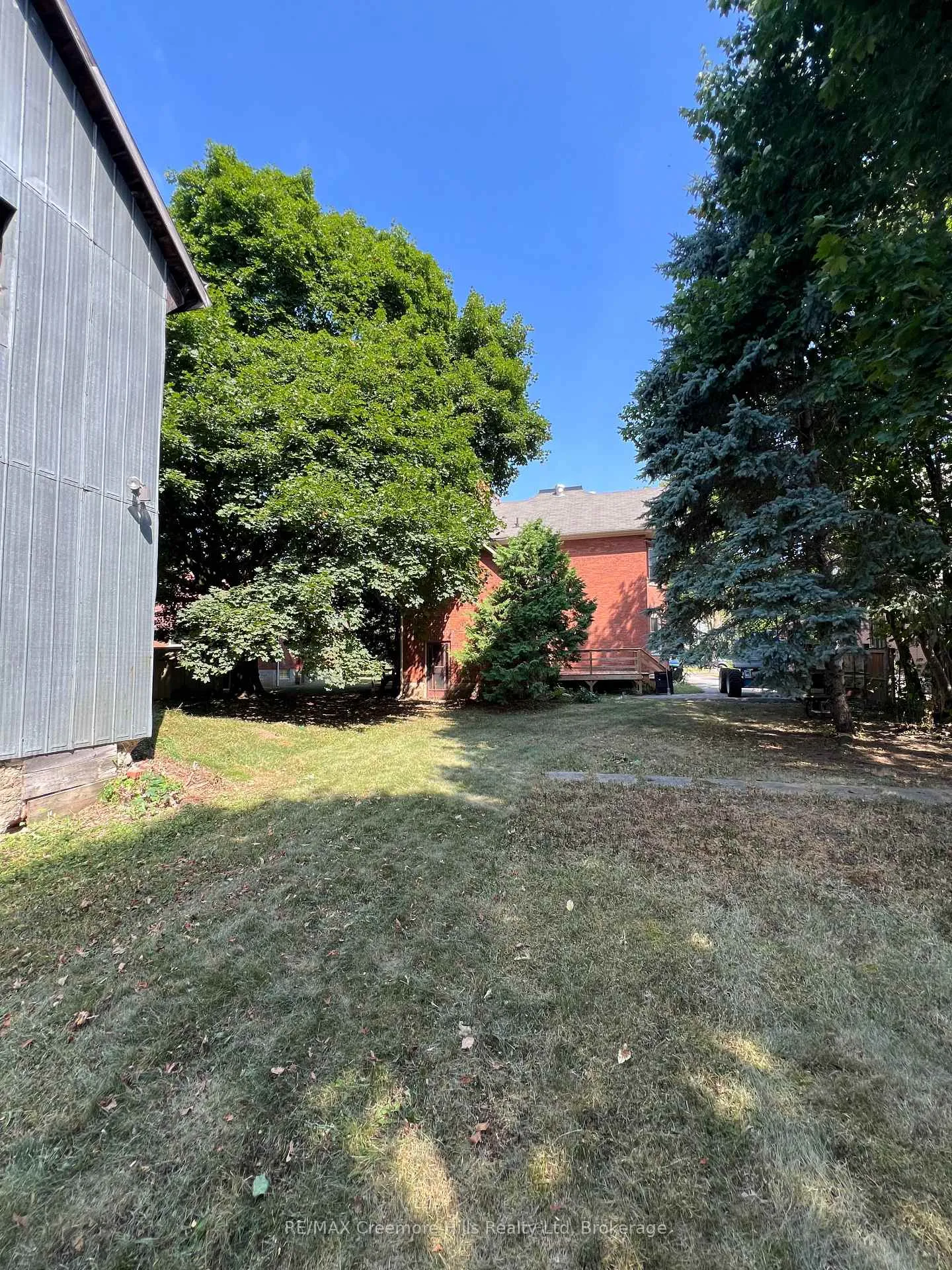 Photo 32 of 3 Wellington Street E, Clearview, Creemore — HOMEH