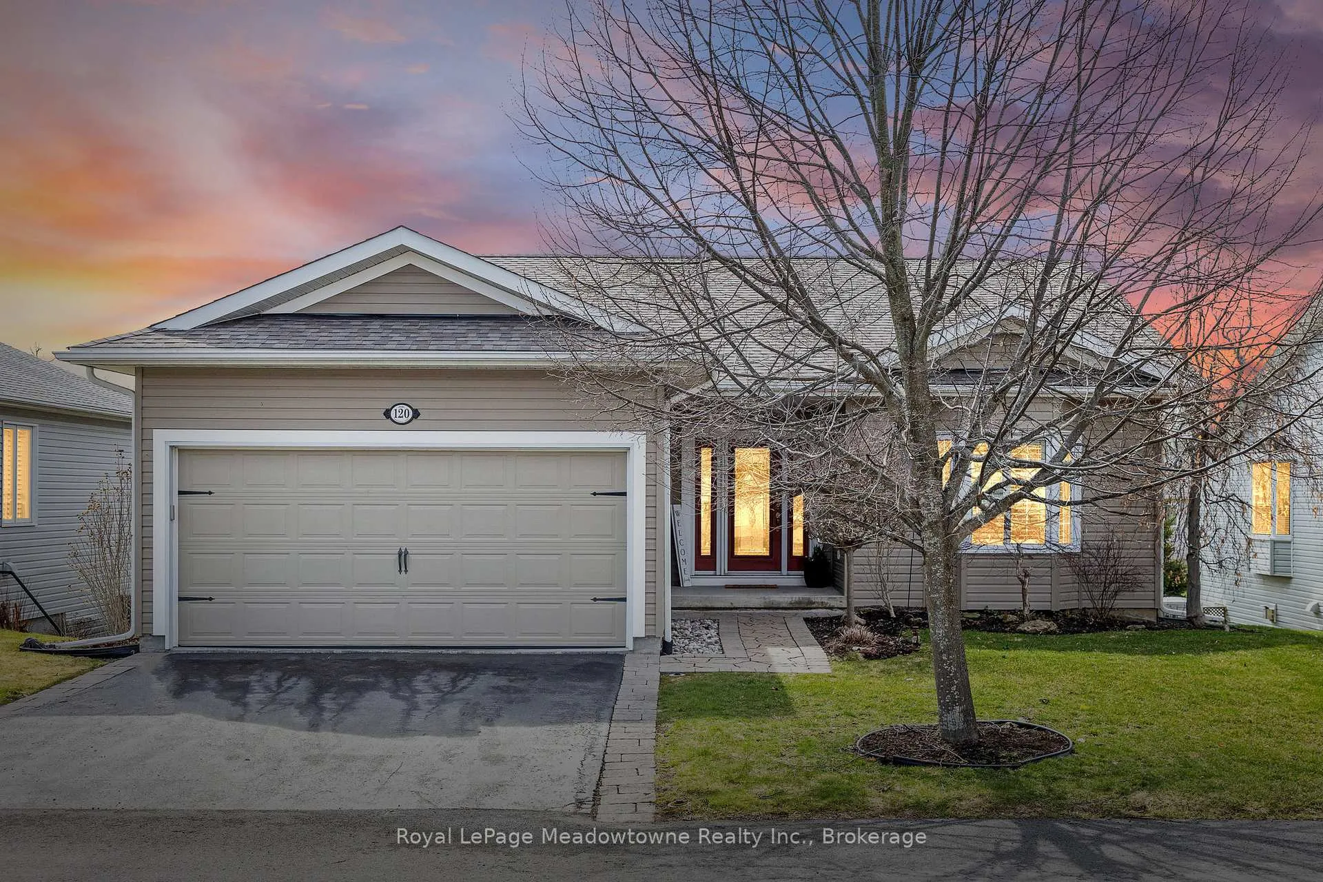 Photo 1 of 120 Gracehill Crescent, Hamilton, Freelton — HOMEH