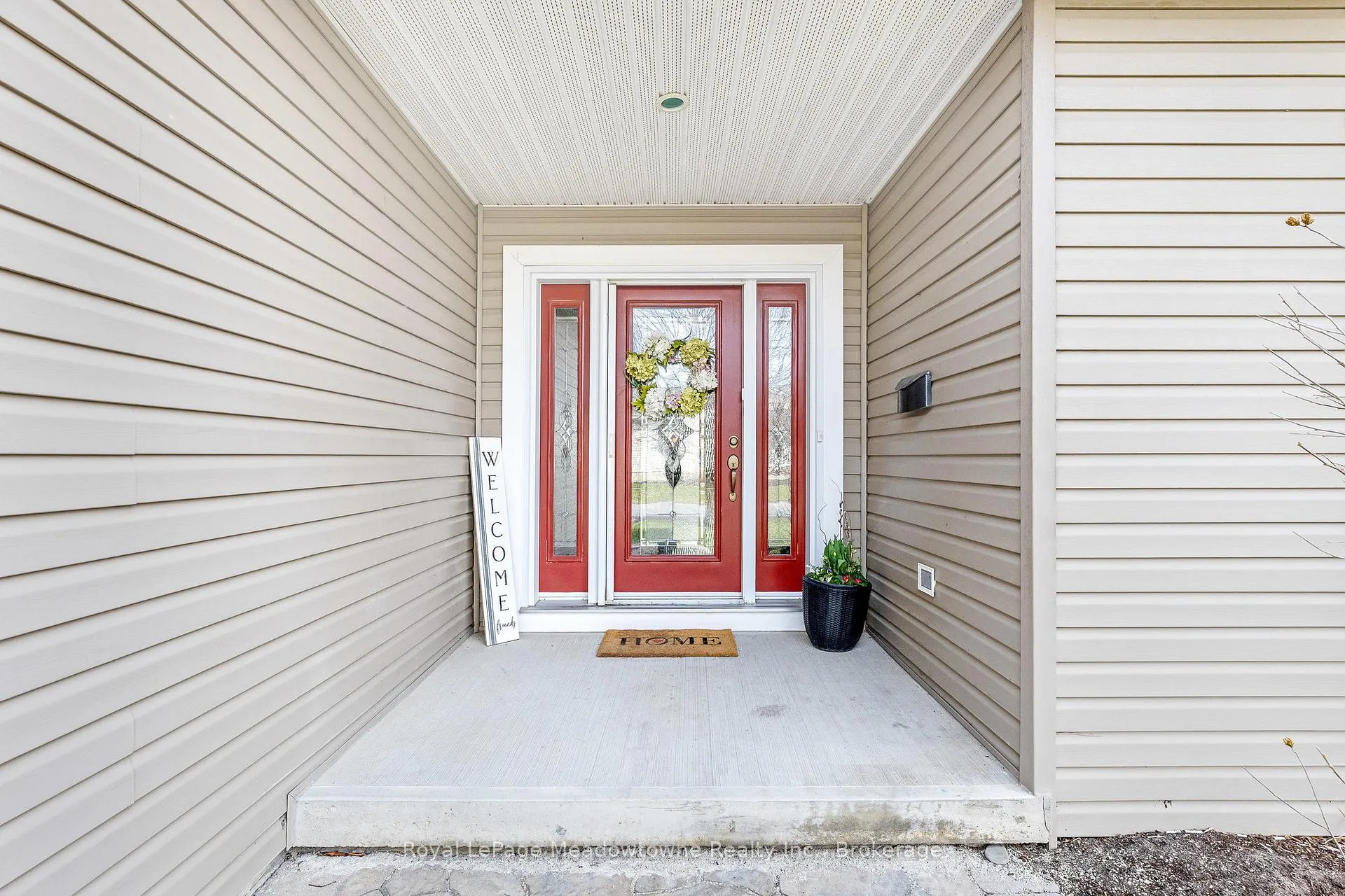 Photo 4 of 120 Gracehill Crescent, Hamilton, Freelton — HOMEH