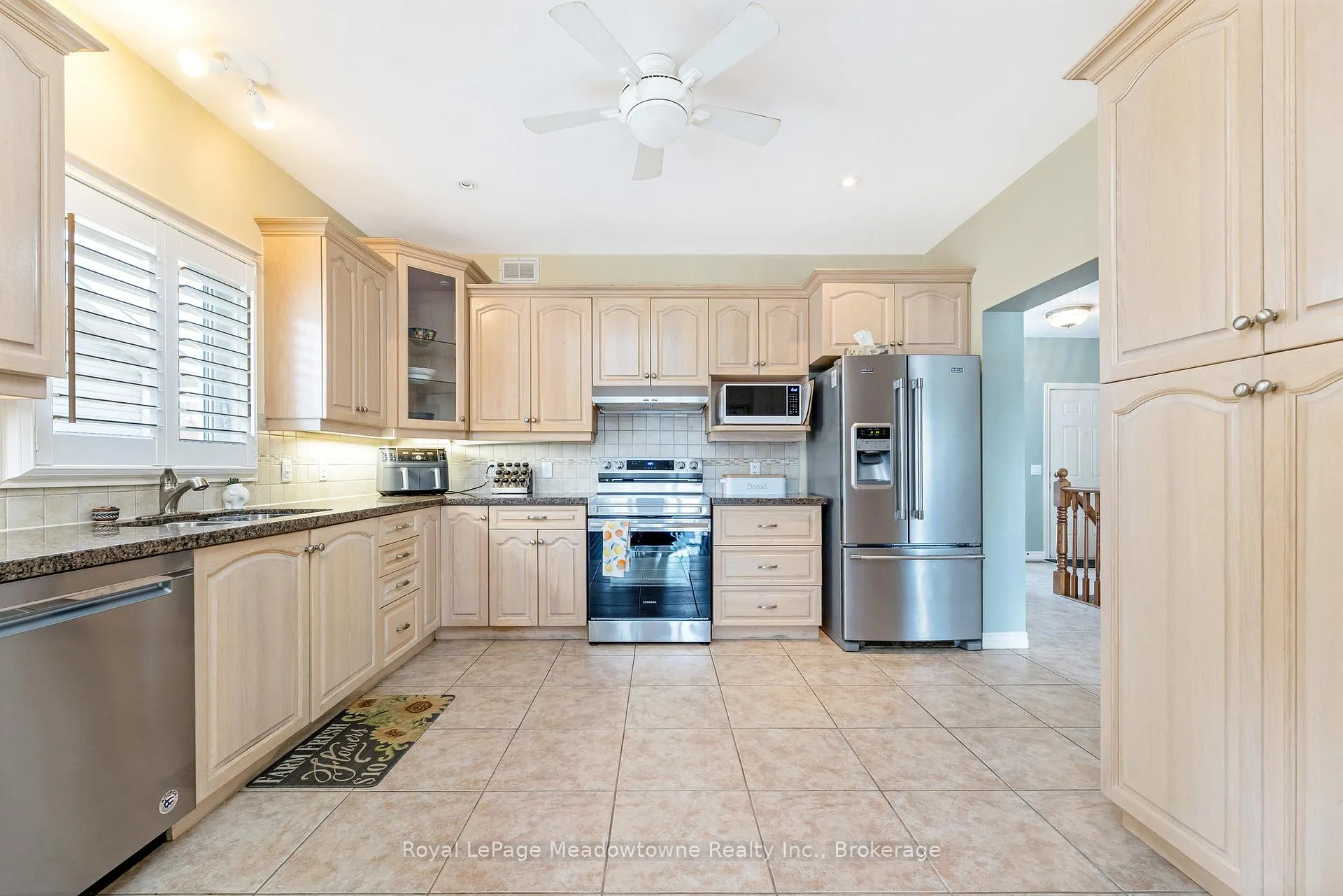 Photo 6 of 120 Gracehill Crescent, Hamilton, Freelton — HOMEH