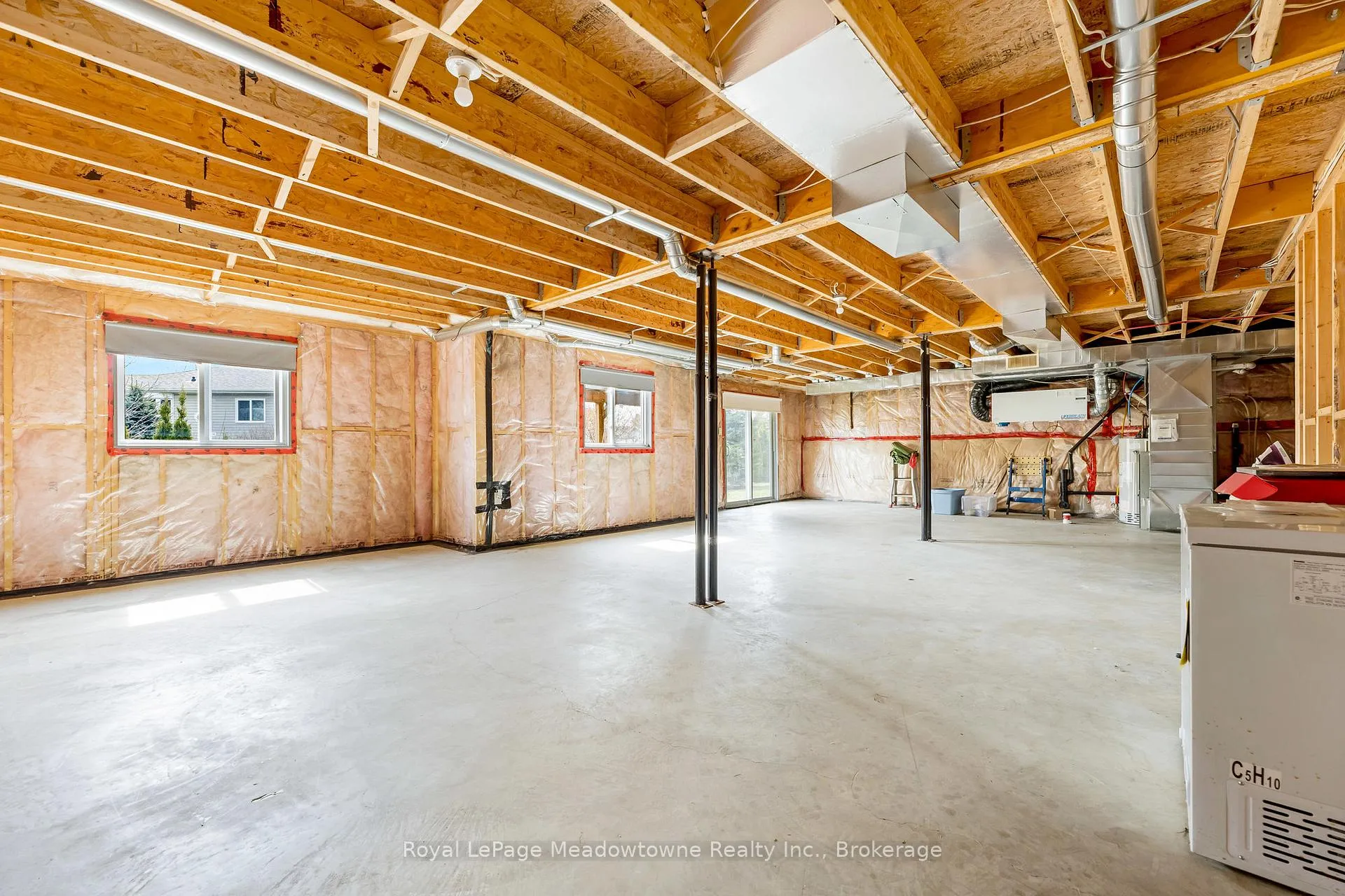 Photo 19 of 120 Gracehill Crescent, Hamilton, Freelton — HOMEH