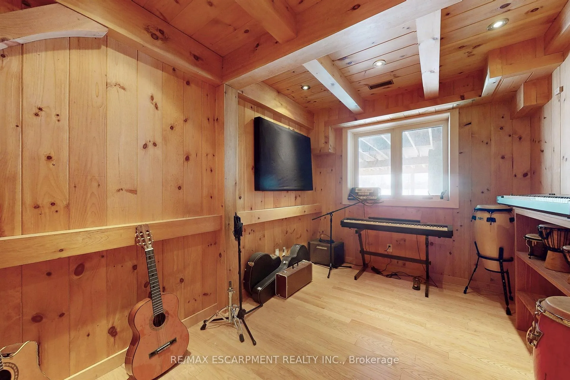 Photo 27 of 485 Concession 5 Road E, Hamilton, Waterdown — HOMEH
