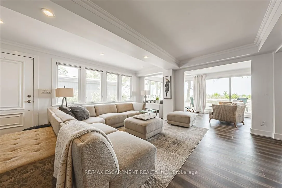 Photo 5 of 5 Dexter Avenue, Hamilton, Hamilton Beach — HOMEH