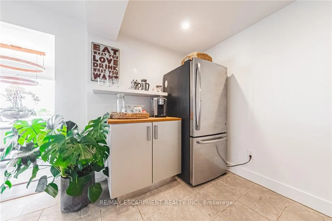 Photo 17 of 5 Dexter Avenue, Hamilton, Hamilton Beach — HOMEH