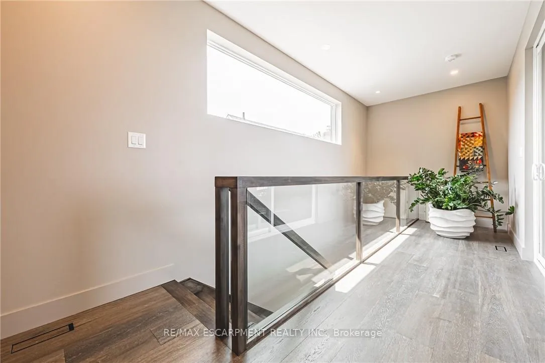 Photo 22 of 5 Dexter Avenue, Hamilton, Hamilton Beach — HOMEH