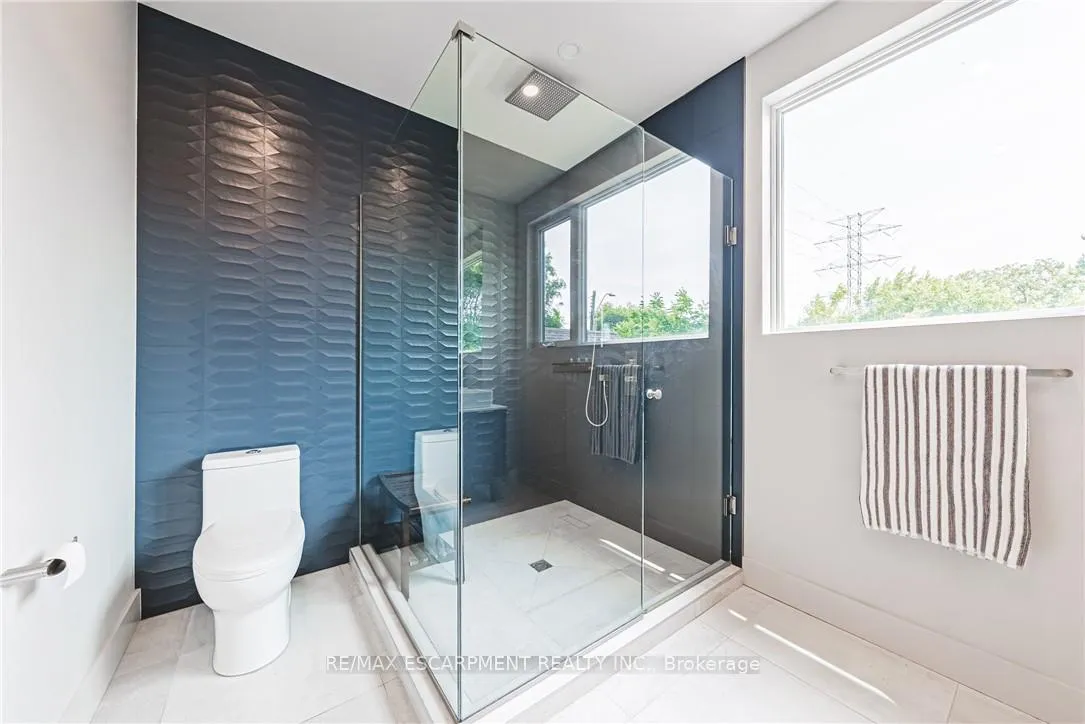 Photo 31 of 5 Dexter Avenue, Hamilton, Hamilton Beach — HOMEH