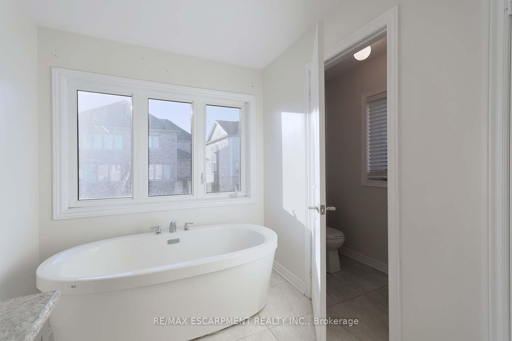 Photo 19 of 14 Station Drive, Cavan Monaghan, Cavan Twp — HOMEH