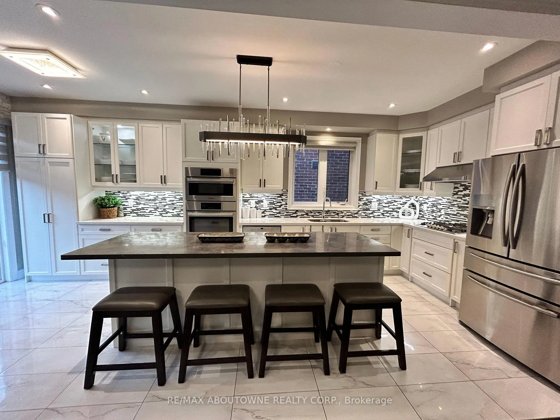 Photo 17 of 371 Hincks Drive, Milton, Clarke — HOMEH