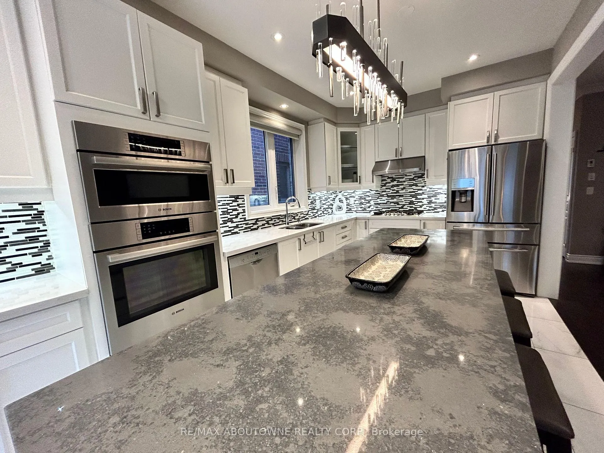 Photo 19 of 371 Hincks Drive, Milton, Clarke — HOMEH