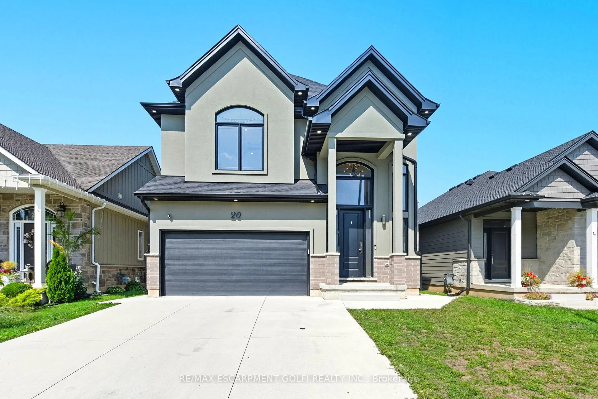Photo 1 of 20 Ivy Crescent, Thorold, Confederation Heights — HOMEH