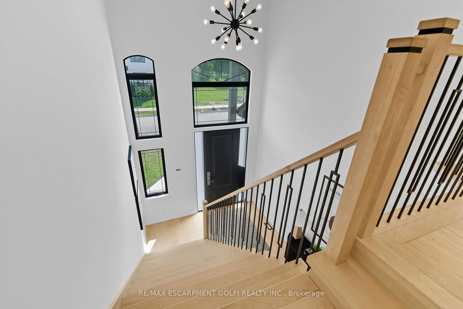 Photo 25 of 20 Ivy Crescent, Thorold, Confederation Heights — HOMEH
