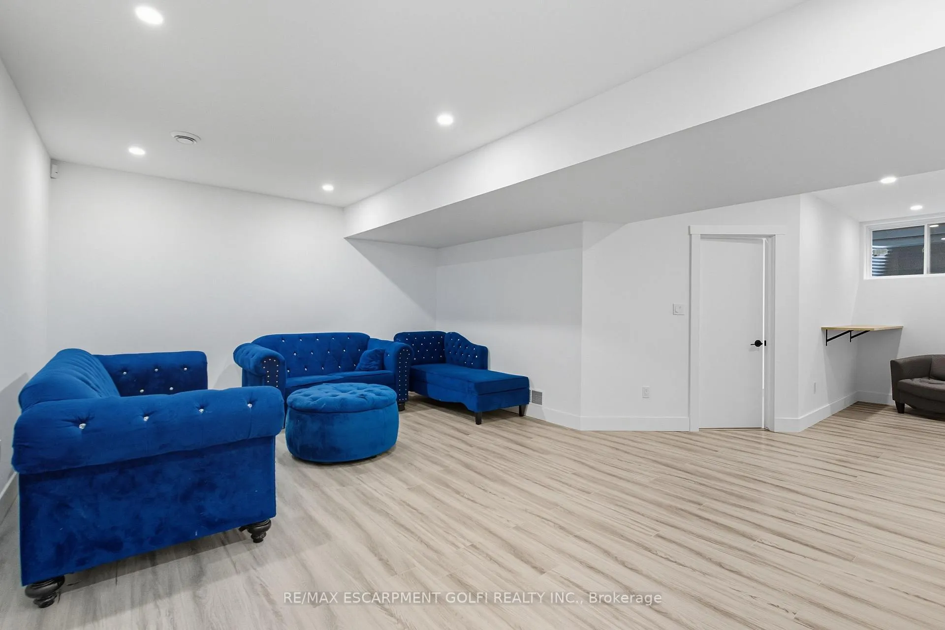 Photo 29 of 20 Ivy Crescent, Thorold, Confederation Heights — HOMEH
