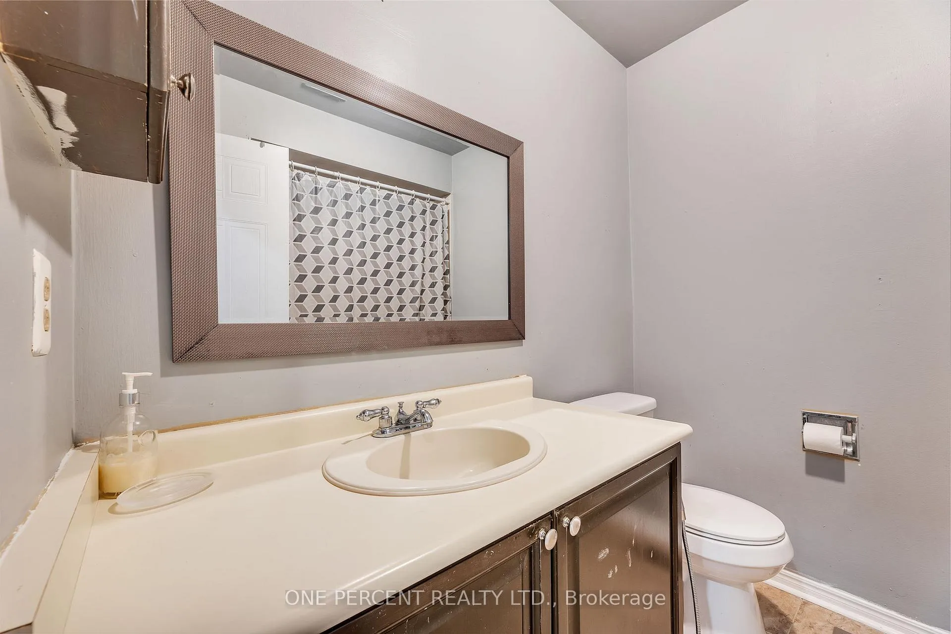 Photo 23 of 68 Oke Road, Clarington, Courtice — HOMEH
