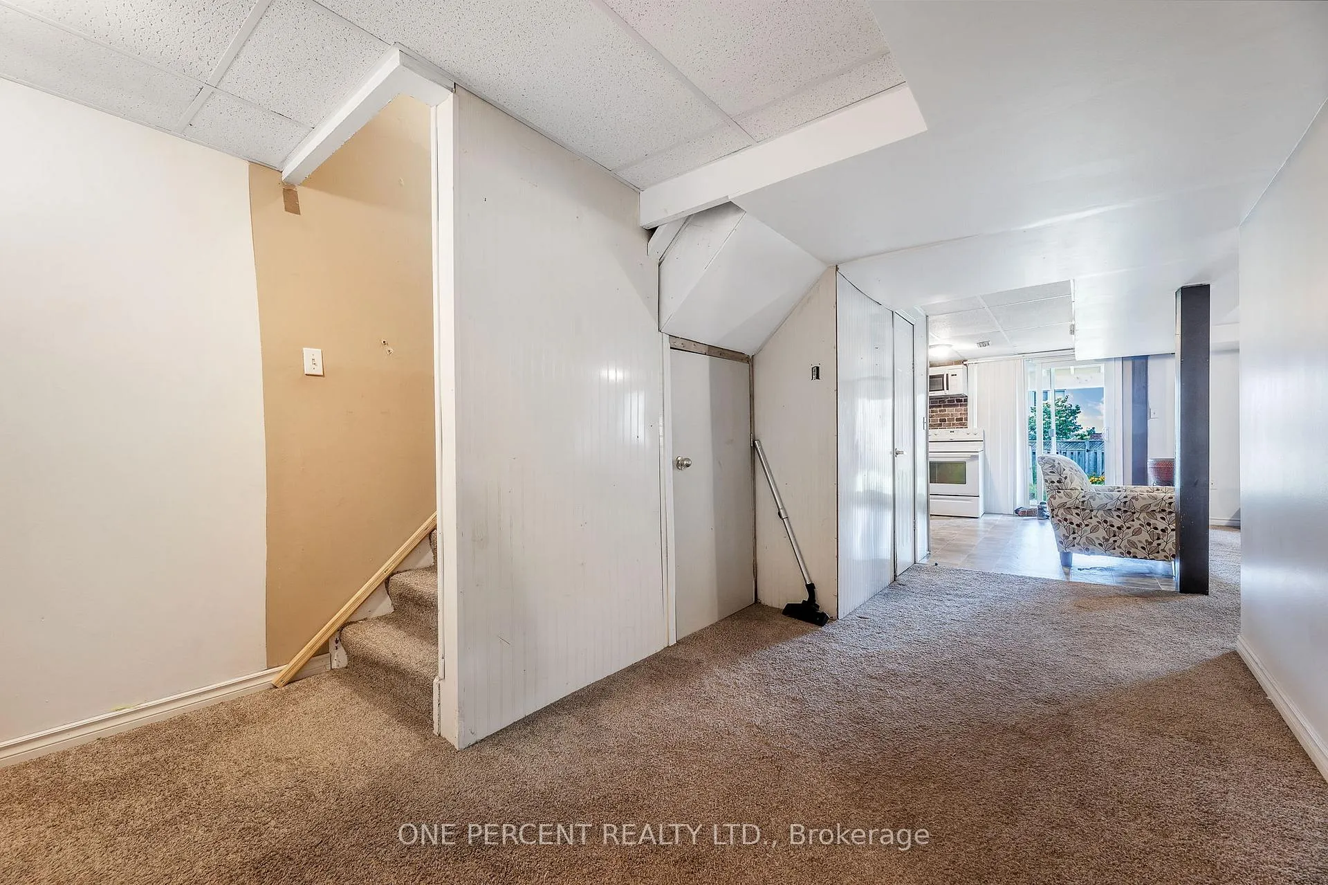 Photo 25 of 68 Oke Road, Clarington, Courtice — HOMEH